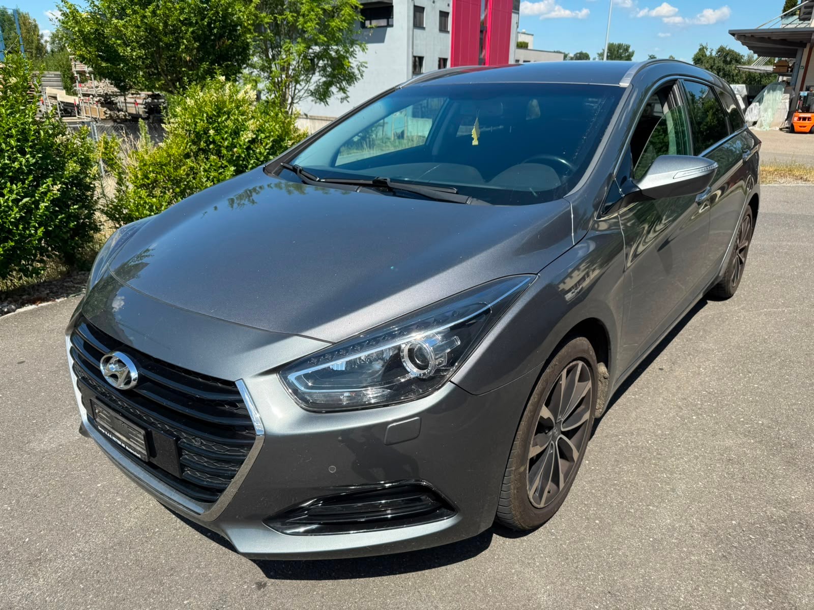 HYUNDAI i40 Wagon 1.7 CRDI Amplia Automatic-image-0