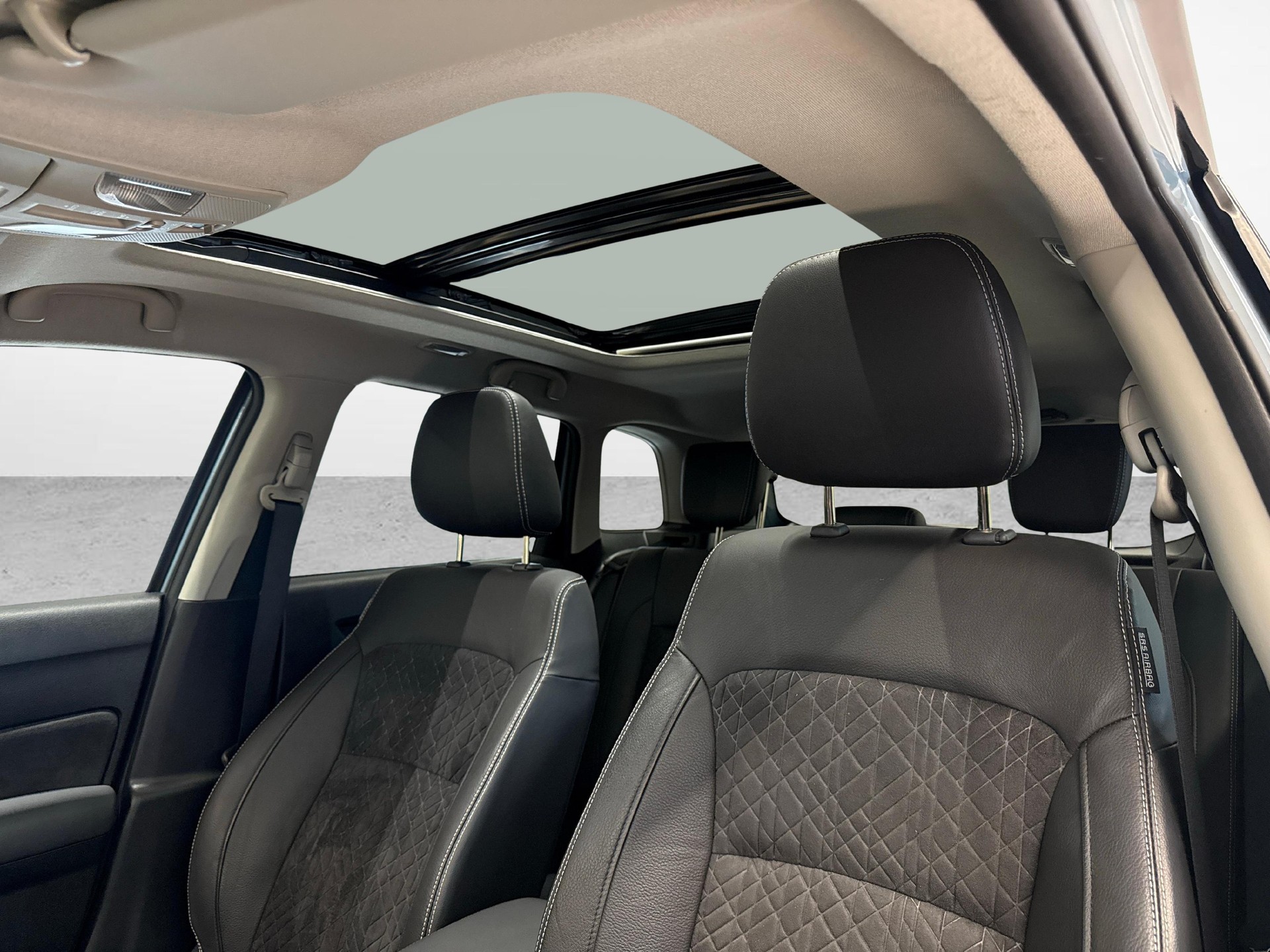 SUZUKI Vitara 1.5 Piz Sulai Top Hybrid 4x4 - Ruote invernali incluse-image-9