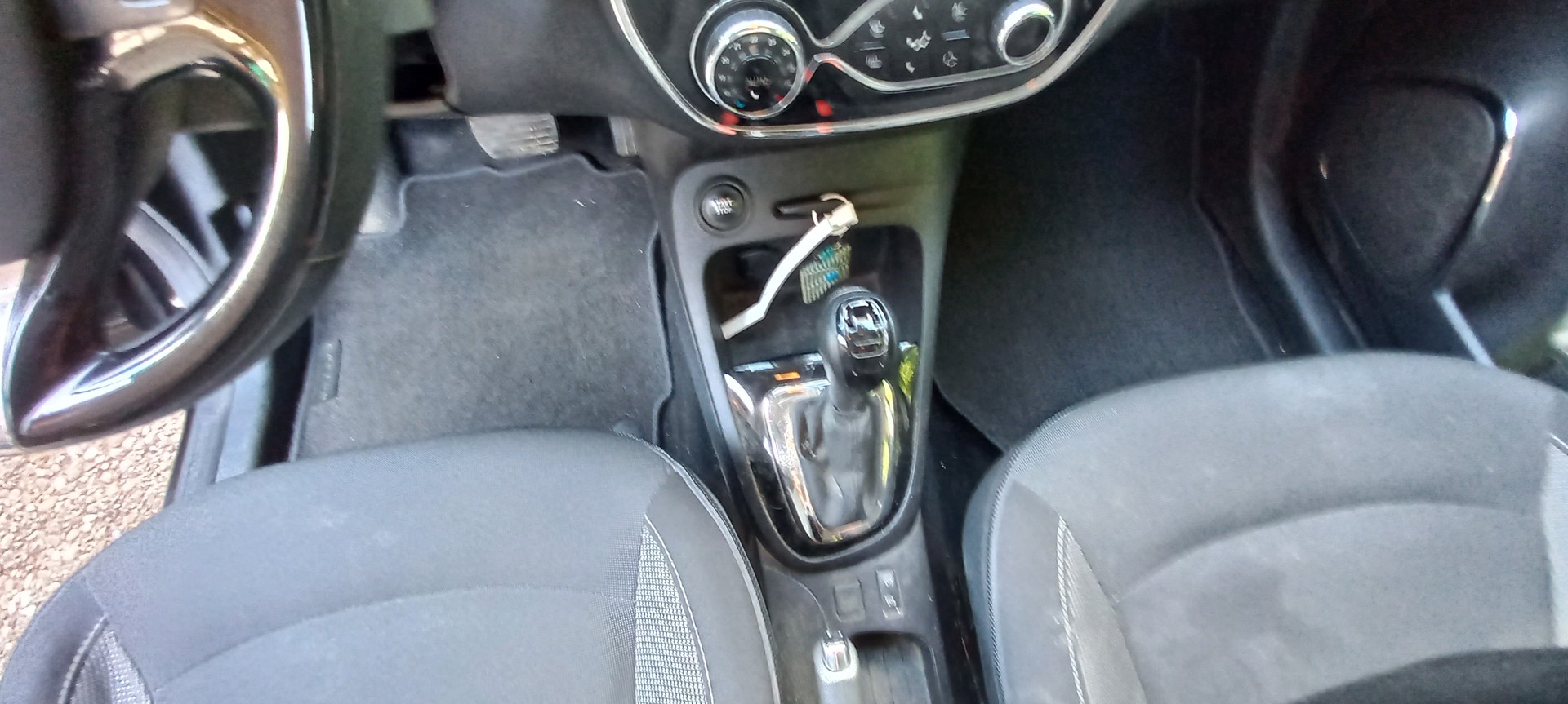 RENAULT Captur 1.2 T 16V Dynamique EDC-image-10