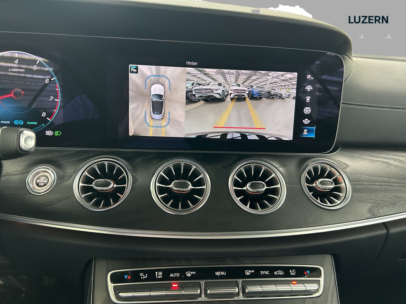 MERCEDES-BENZ E 200 Cabriolet 4Matic AMG Line 9G-Tronic-image-10
