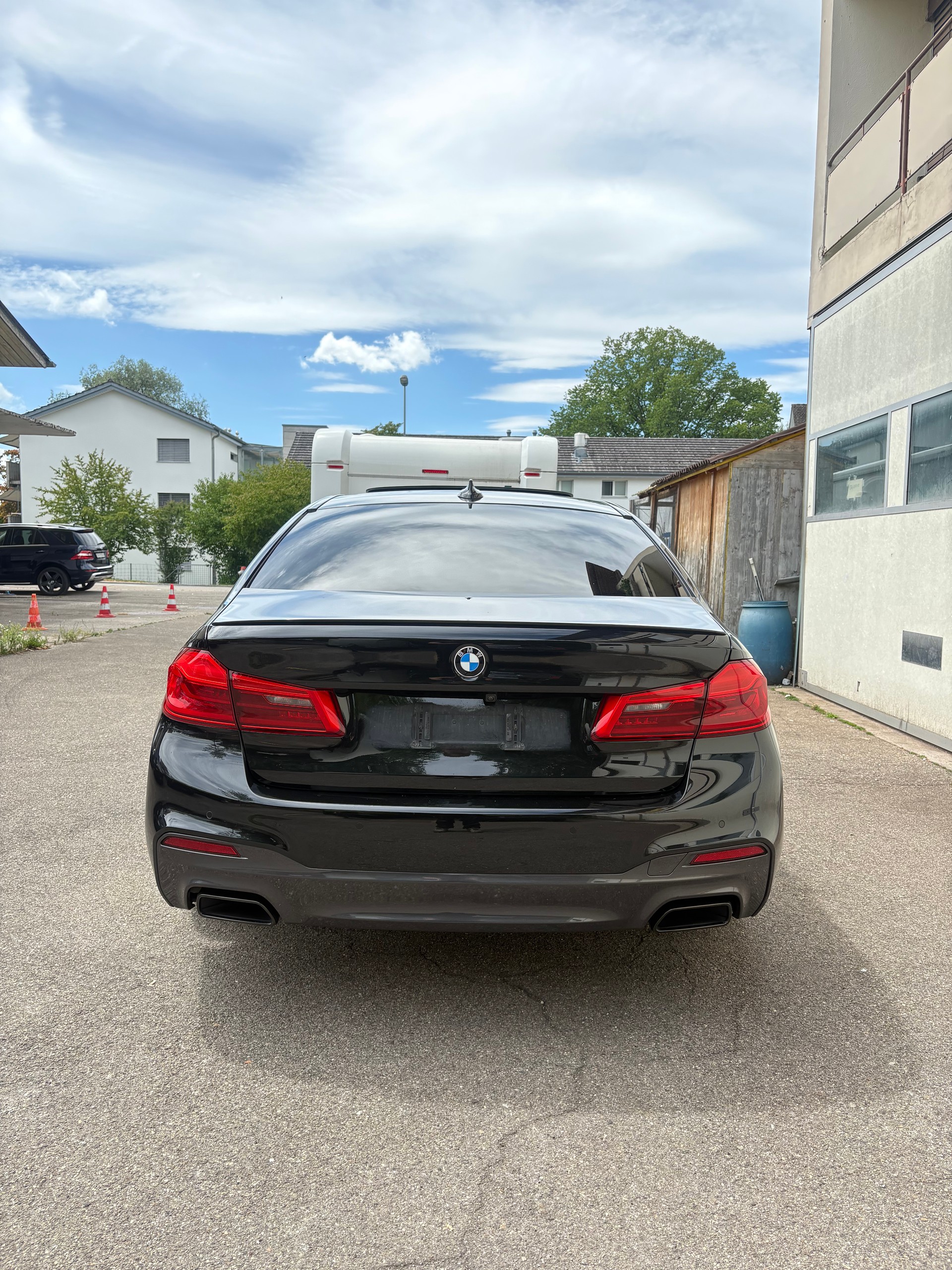 BMW M550d xDrive Steptronic-image-4