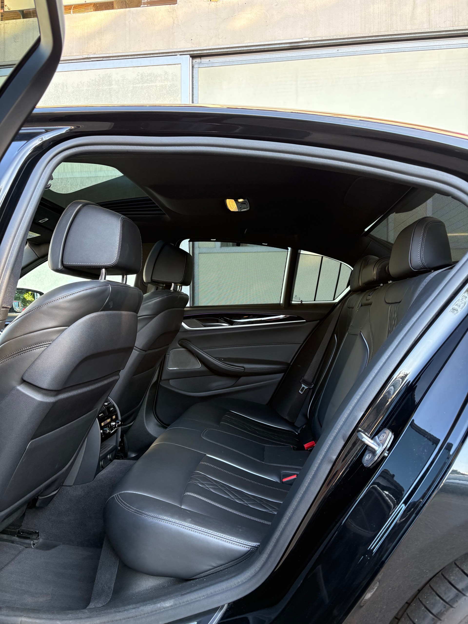 BMW M550d xDrive Steptronic-image-6