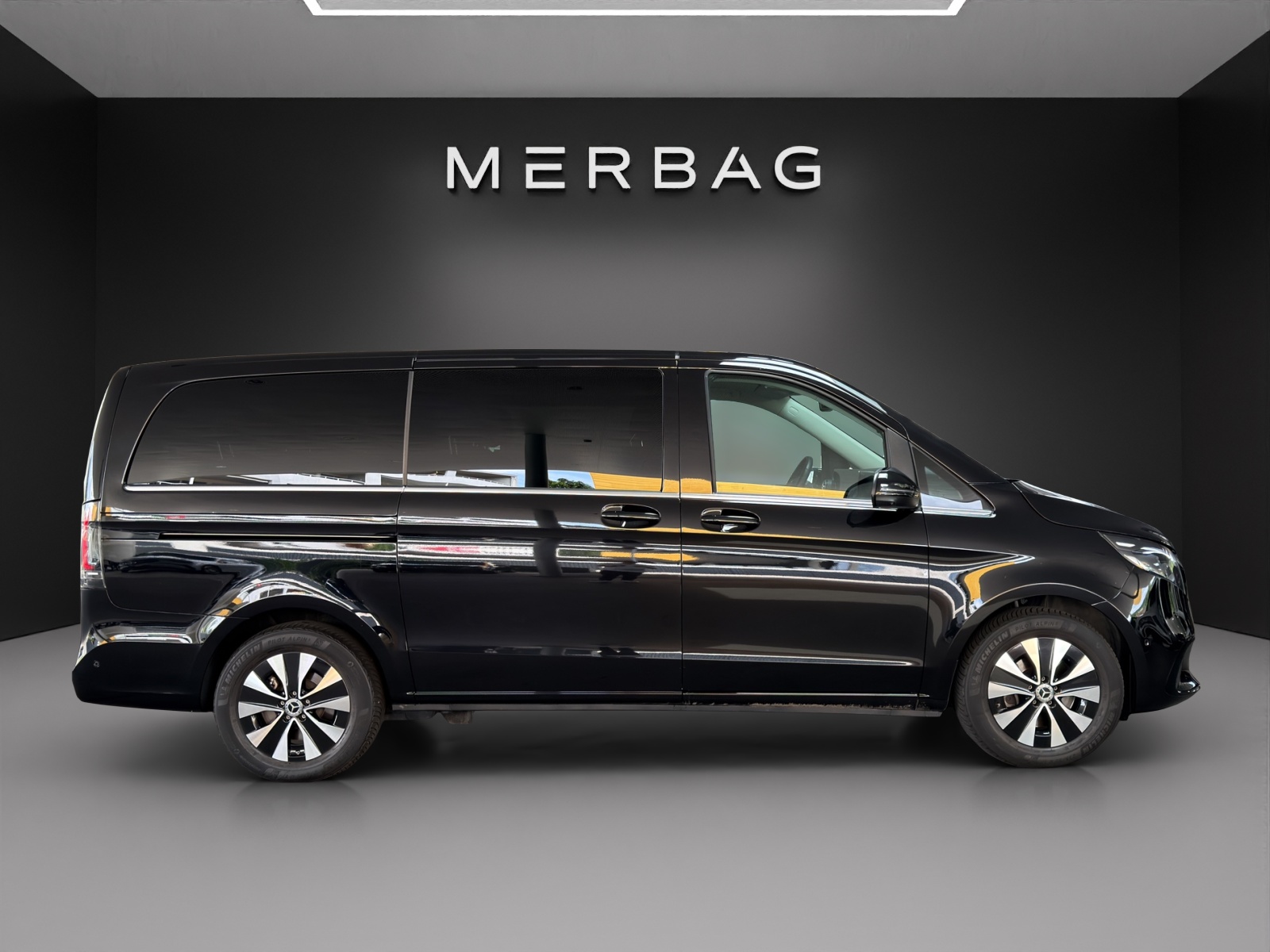 MERCEDES-BENZ V 250 d lang Avantgarde 4Matic G-Tronic-image-3