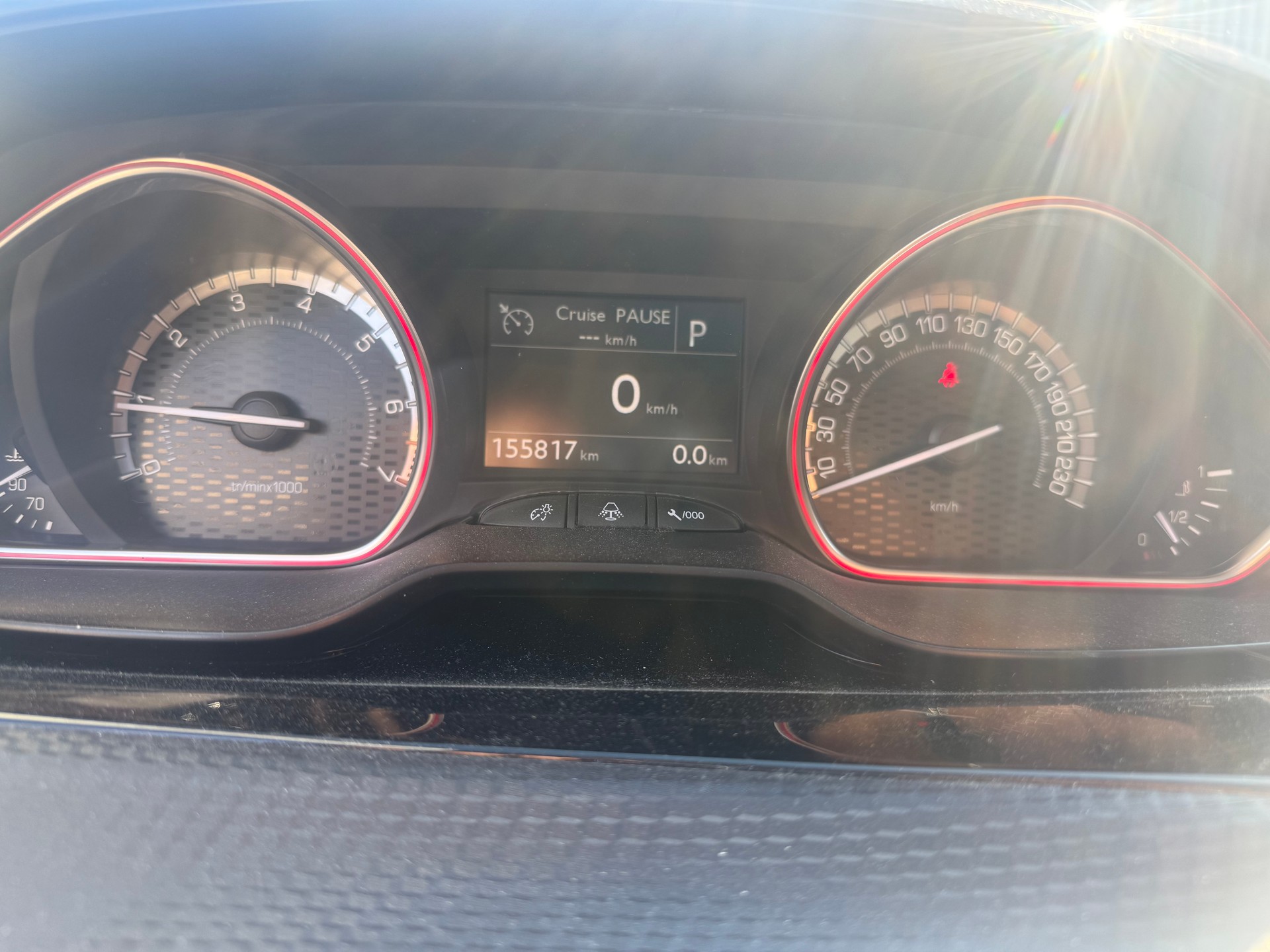 PEUGEOT 2008 1.2 PureTech GT Line EAT6-image-15