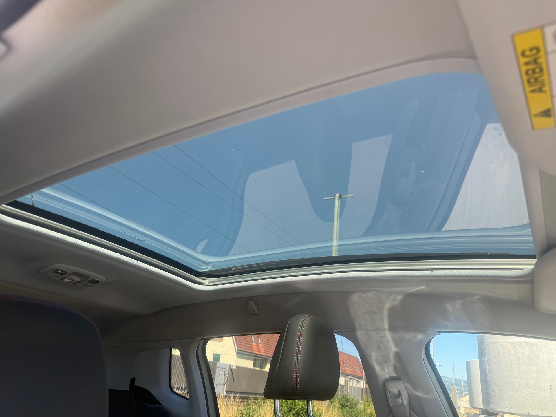 PEUGEOT 2008 1.2 PureTech GT Line EAT6-image-14