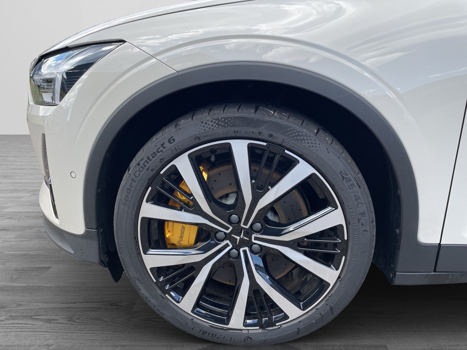 POLESTAR 2 Long Range Dual Motor Performance Plus-image-8