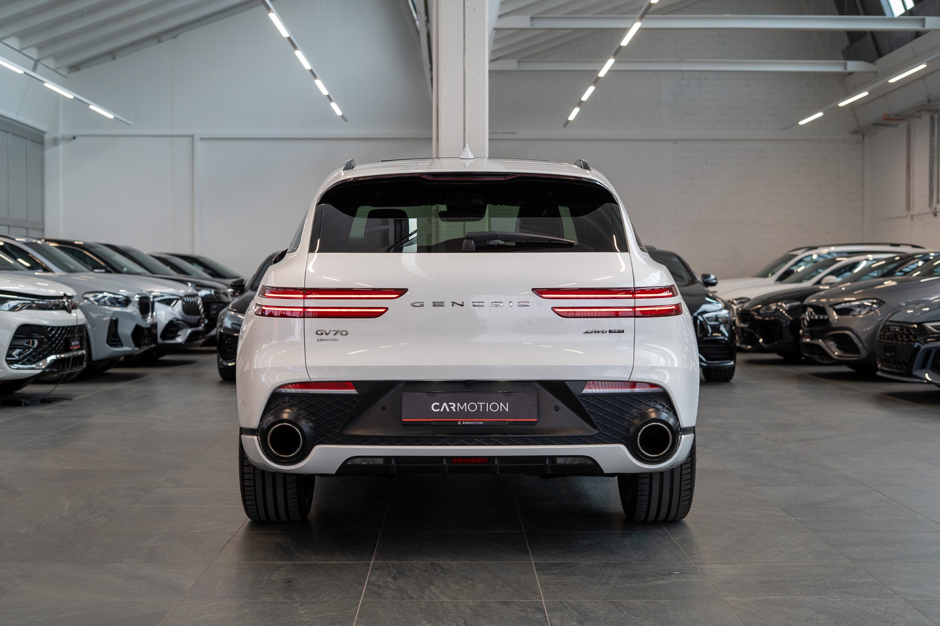 GENESIS GV70 2.5T Sport / Panorama-Glasdach / Massage-Sitze / 360°Kamera-image-4