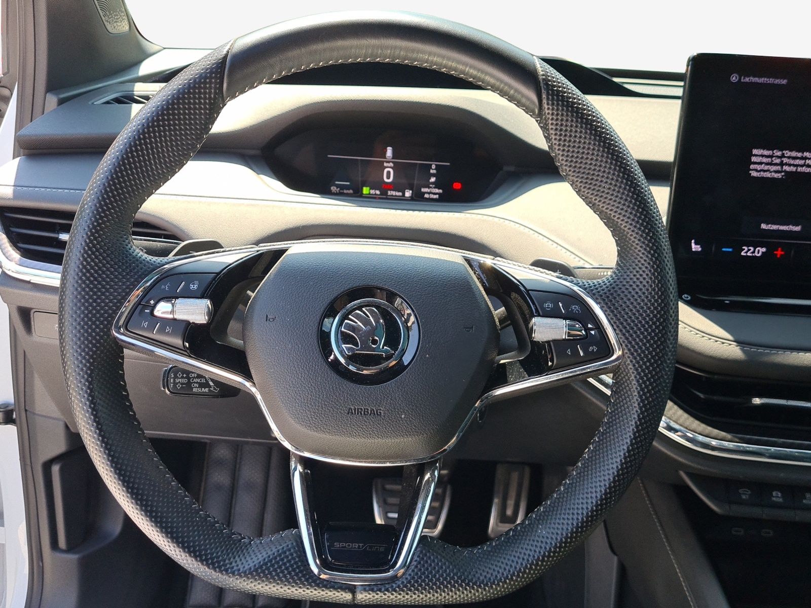 SKODA Enyaq iV 80 SportLine-image-9