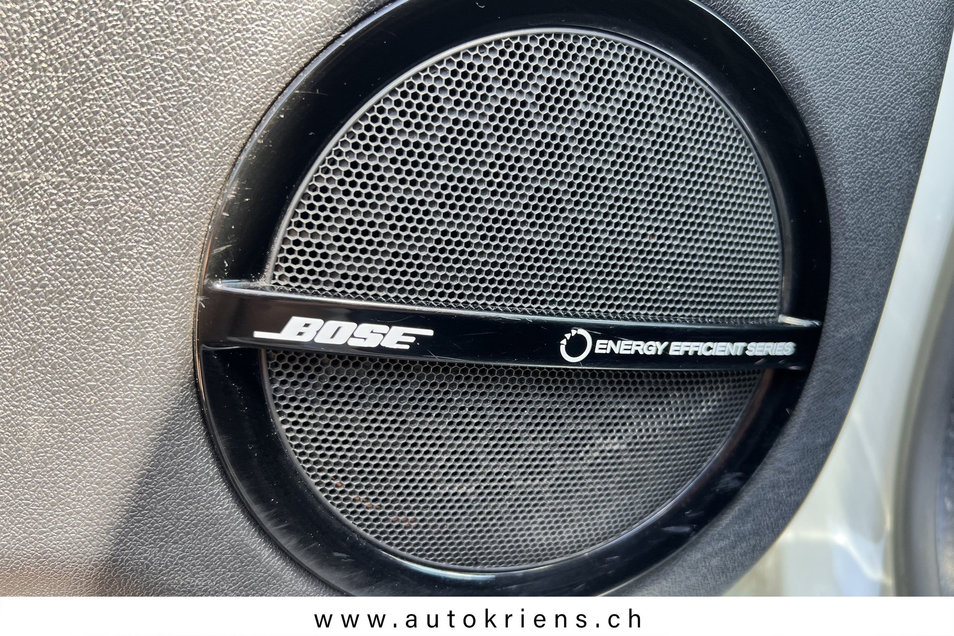 RENAULT Grand Scénic 1.4 16V Turbo Bose-image-13