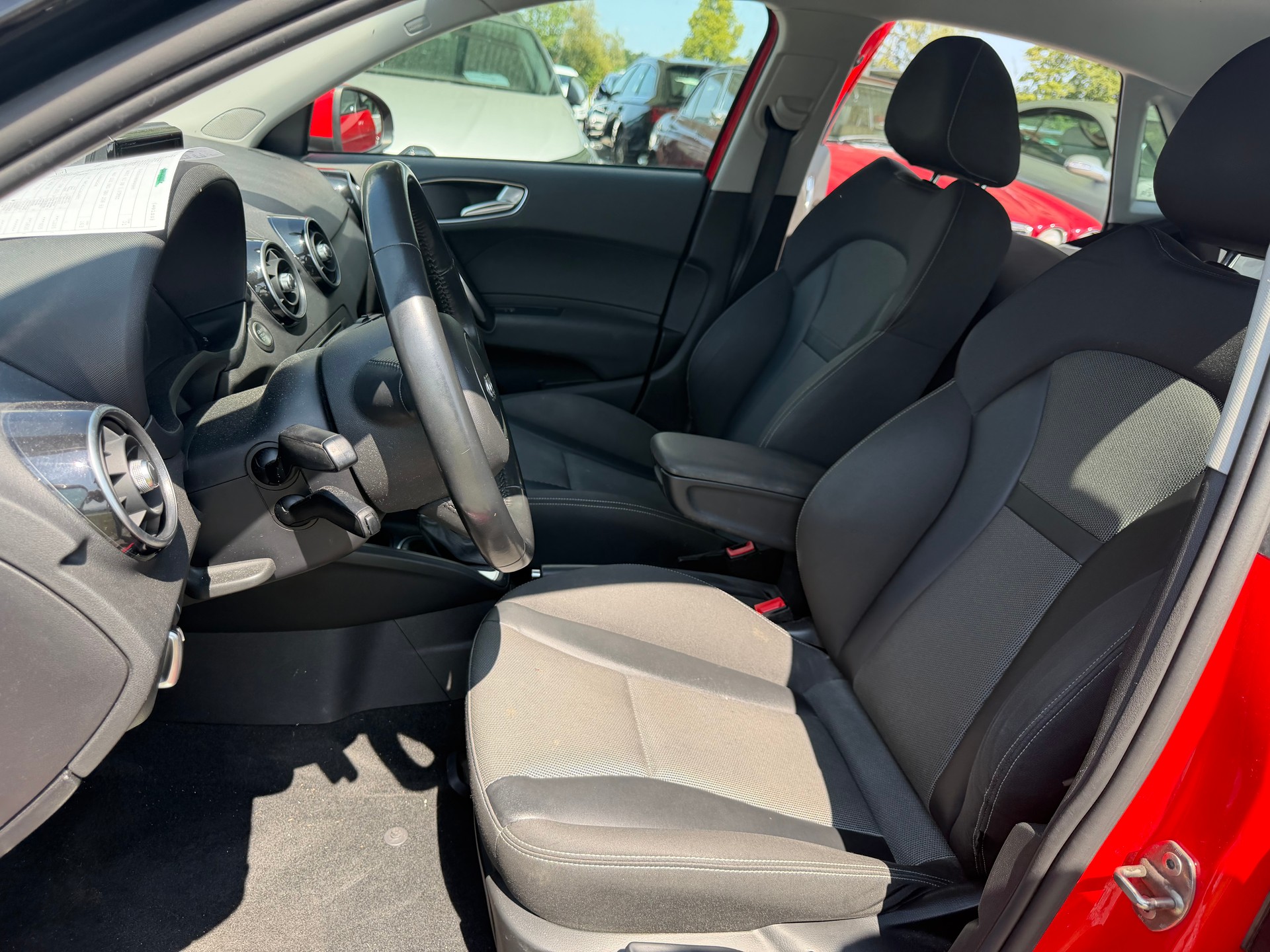 AUDI A1 Sportback 1.0 TFSI Sport S-tronic-image-9
