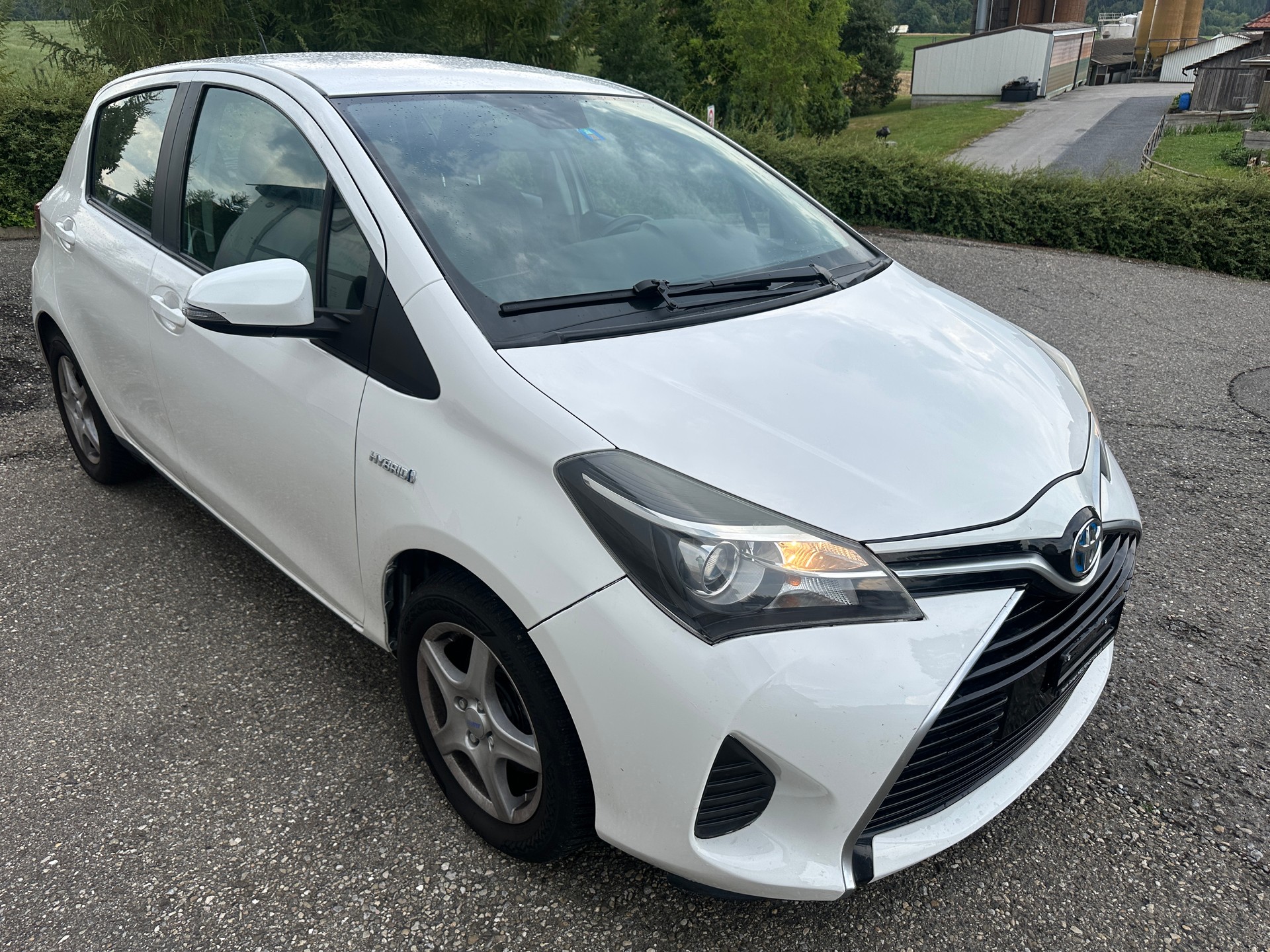 TOYOTA Yaris 1.5 VVT-i Hybrid Luna e-CVT-image-1