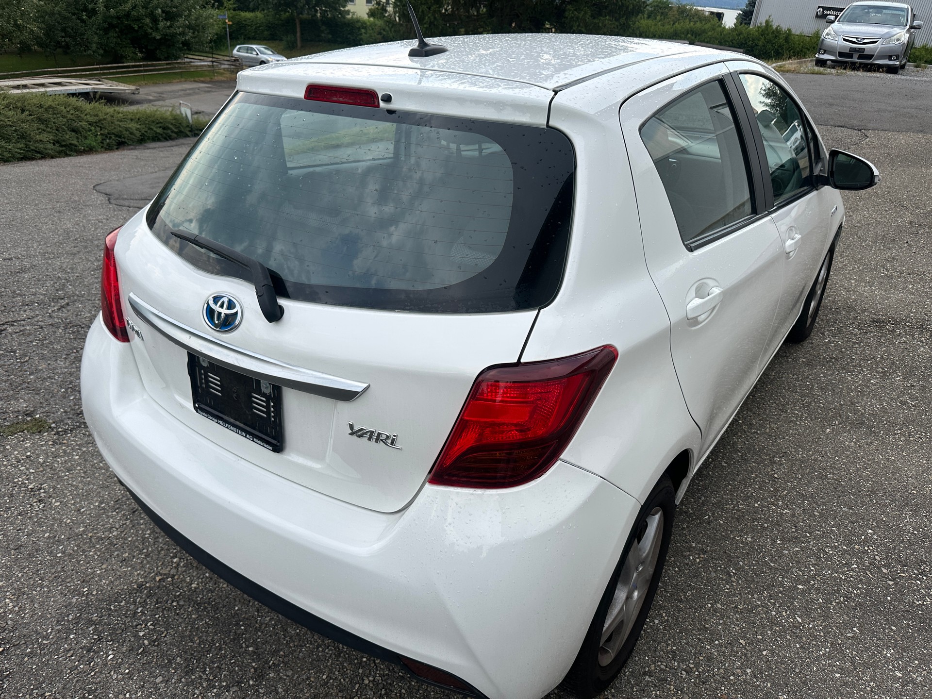 TOYOTA Yaris 1.5 VVT-i Hybrid Luna e-CVT-image-4