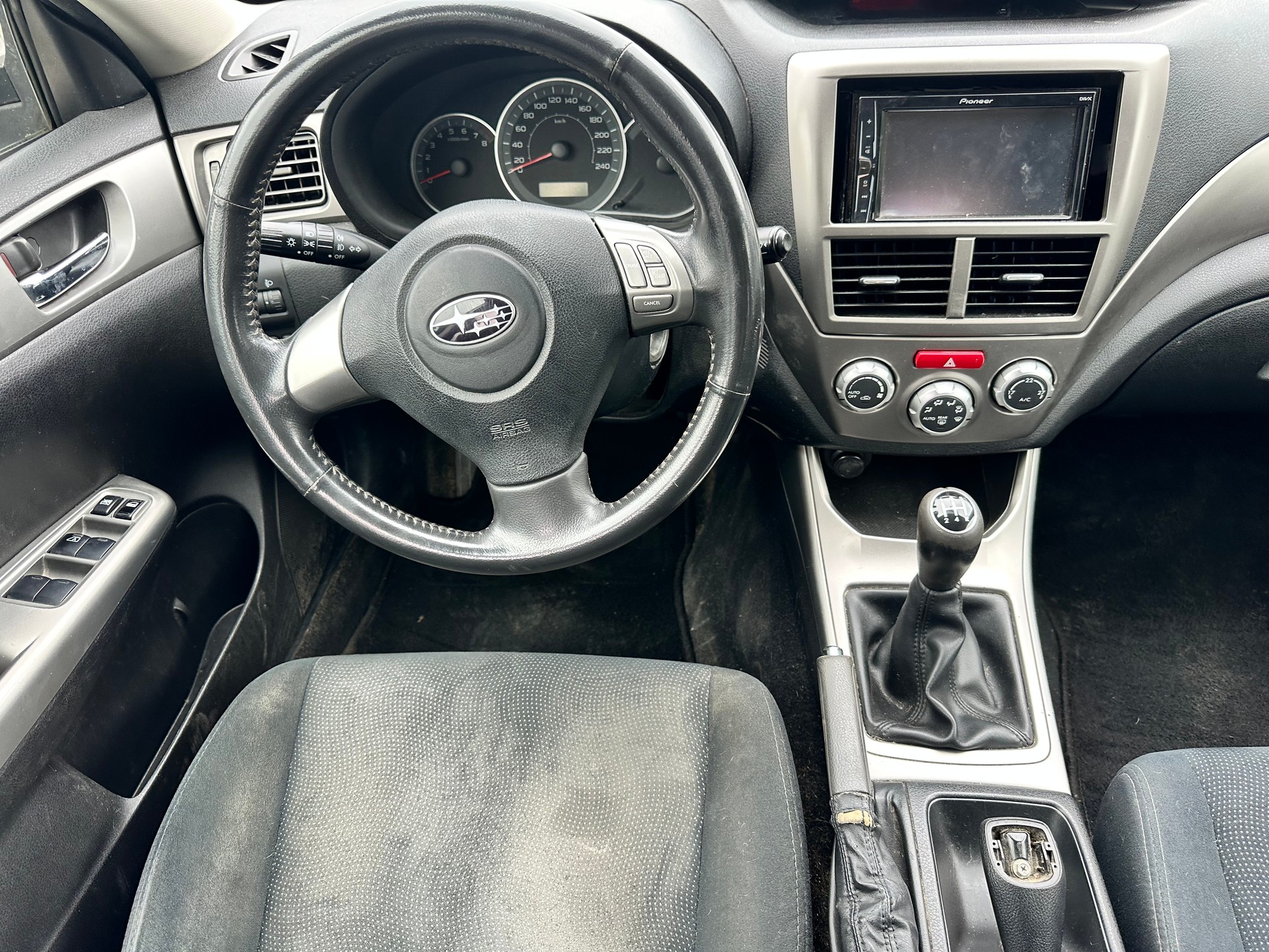 SUBARU Impreza 1.5R Swiss-image-13