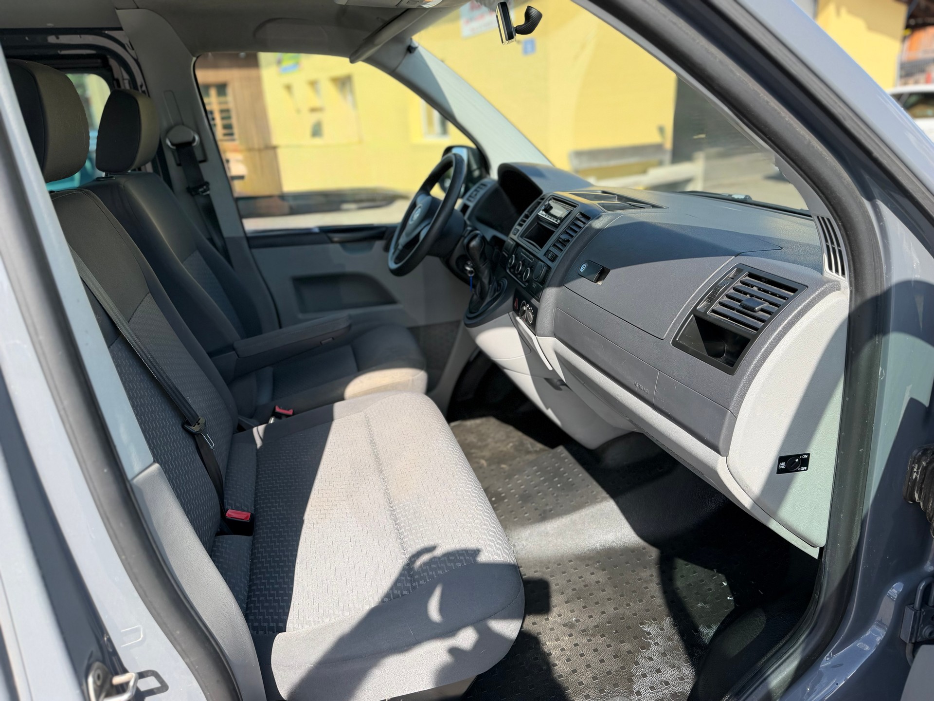 VW T5 2.0 Bi-TDI BMT 4Motion DSG-image-13