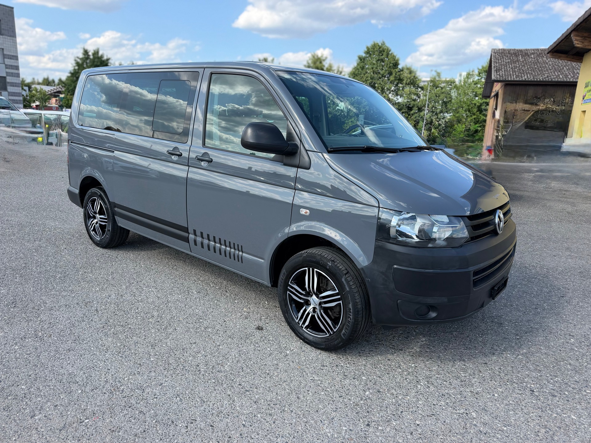 VW T5 2.0 Bi-TDI BMT 4Motion DSG-image-2