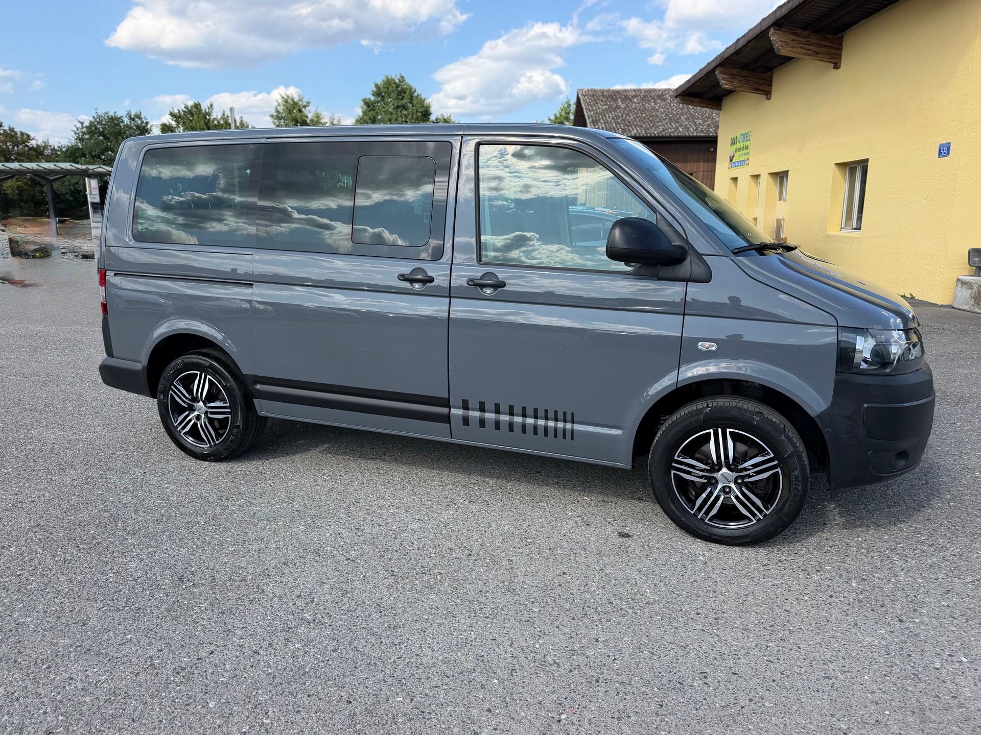 VW T5 2.0 Bi-TDI BMT 4Motion DSG-image-3