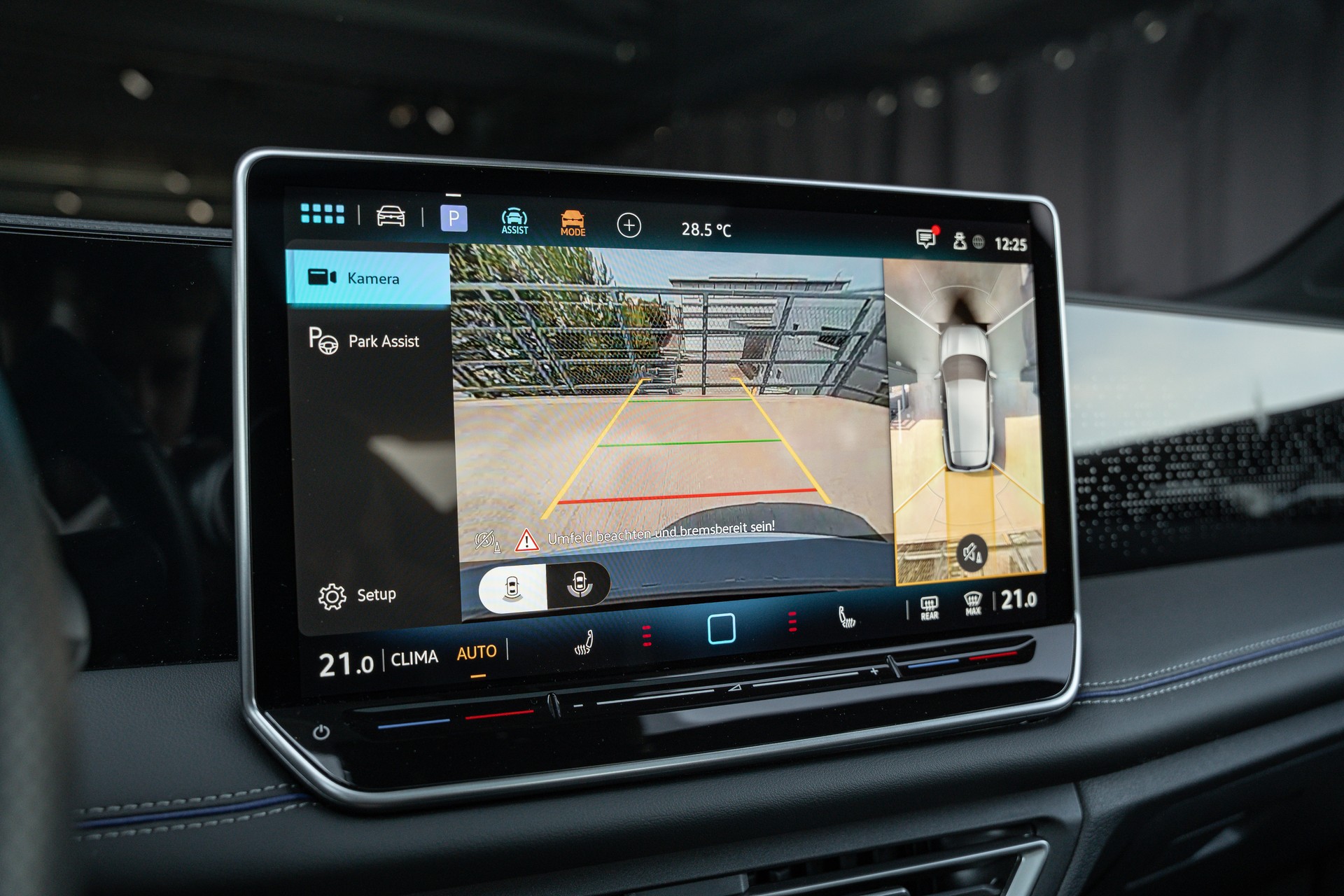 VW Tiguan 1.5 eTSI DSG R-Line-image-18
