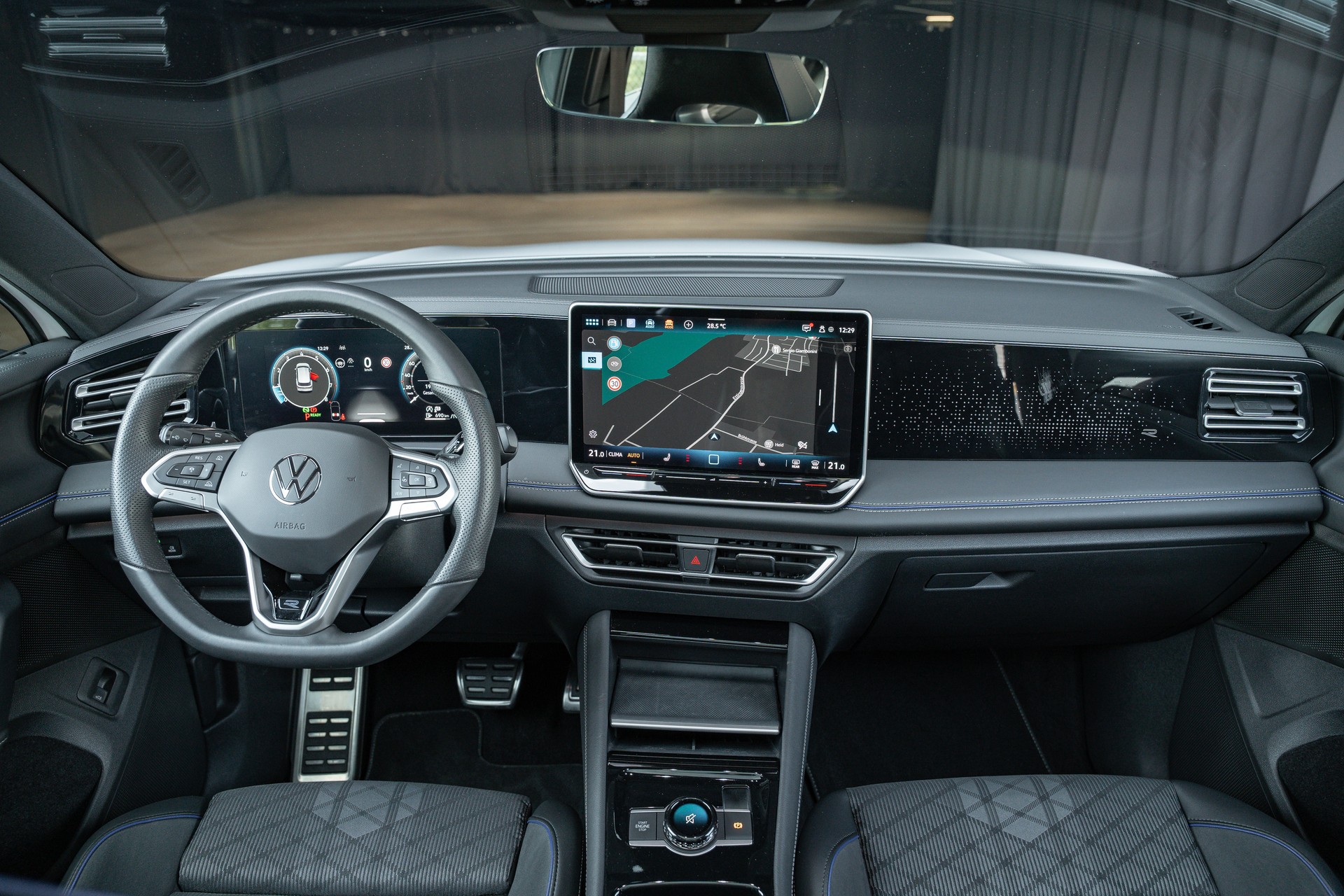 VW Tiguan 1.5 eTSI DSG R-Line-image-14