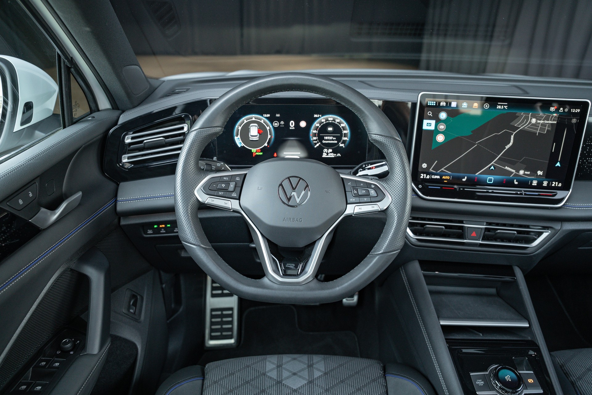 VW Tiguan 1.5 eTSI DSG R-Line-image-15