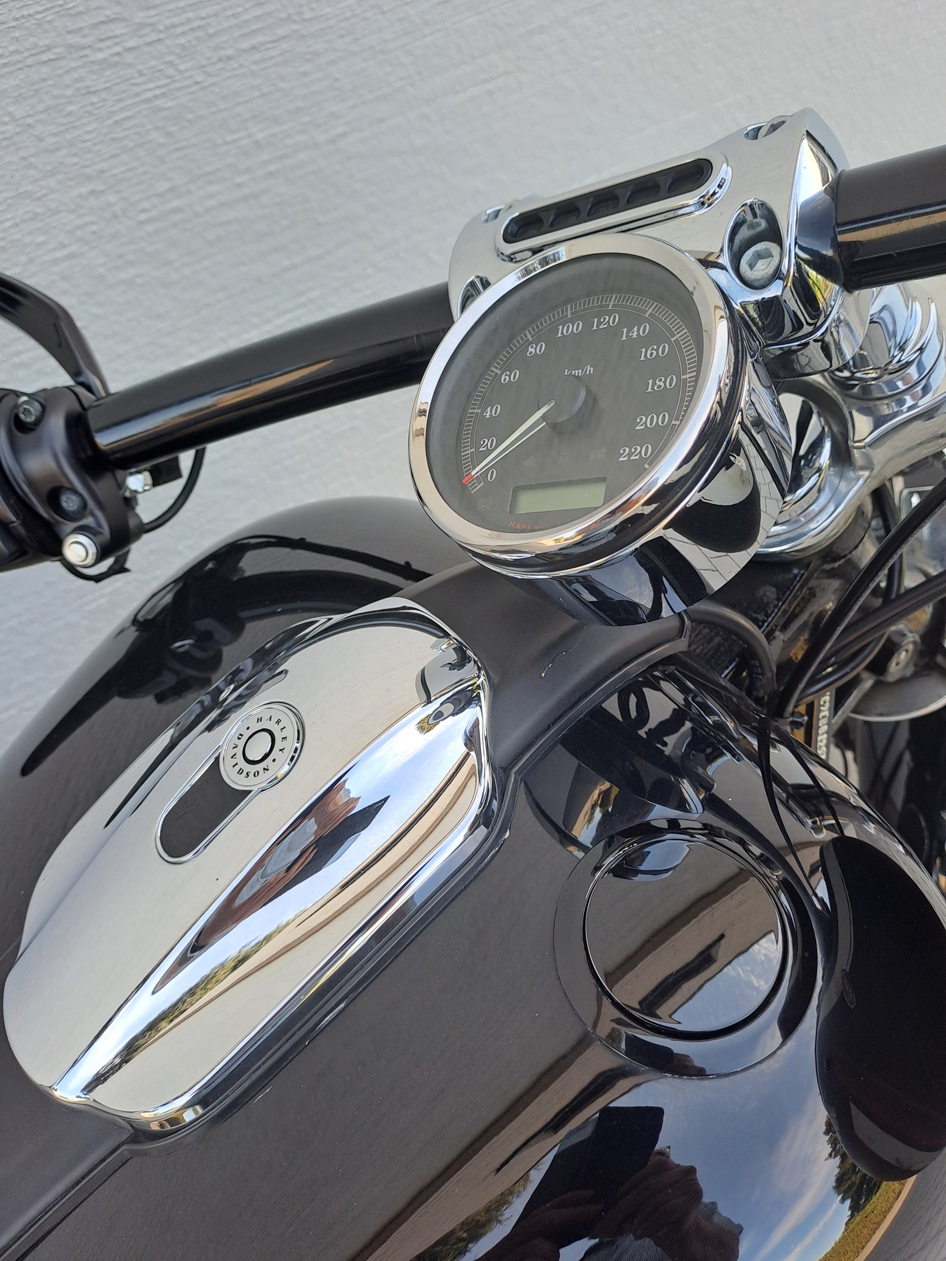 HARLEY-DAVIDSON FXSB Breakout 103 ABS-image-4