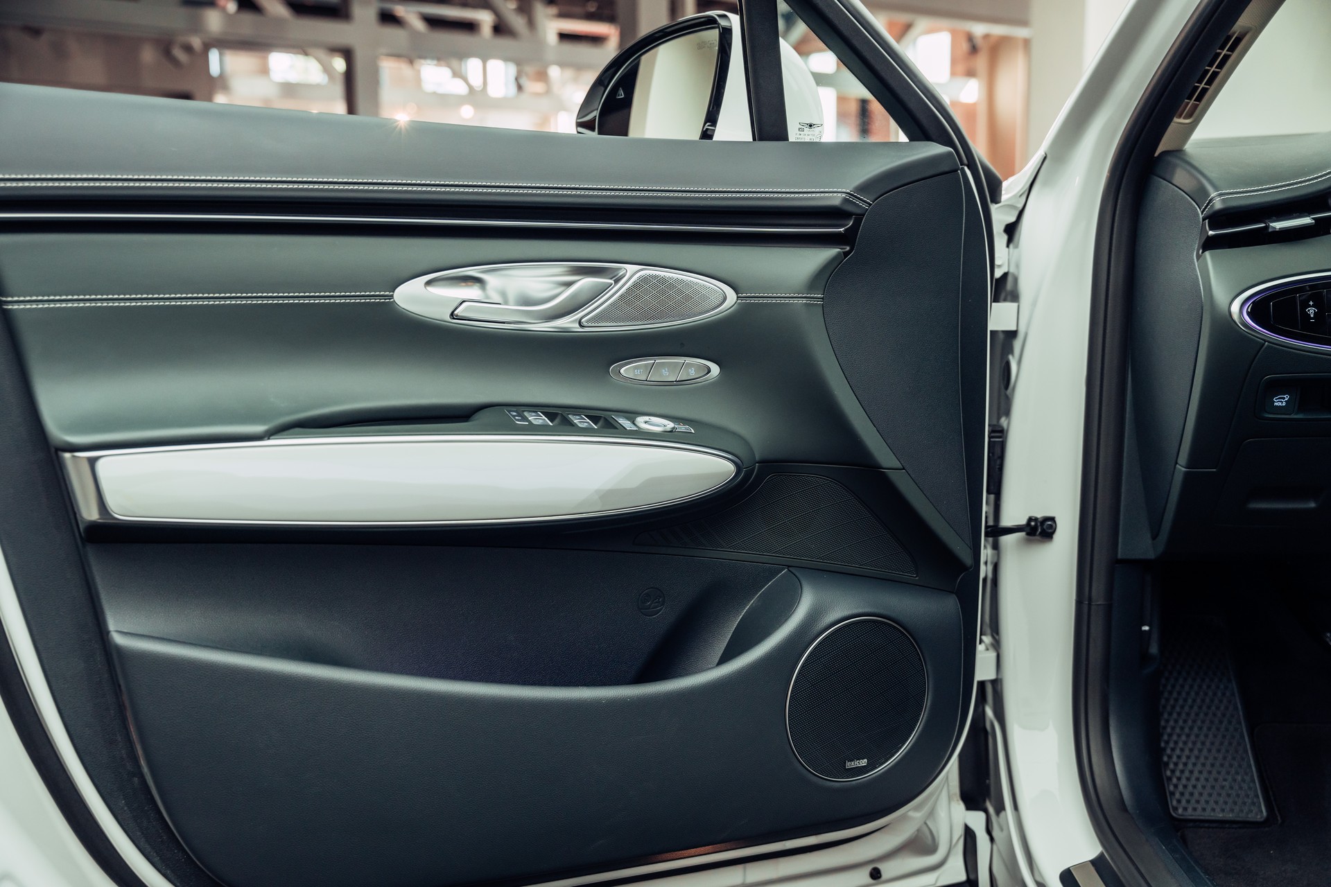 GENESIS GV70 Electrified Sport kWh 77,4 AWD-image-15