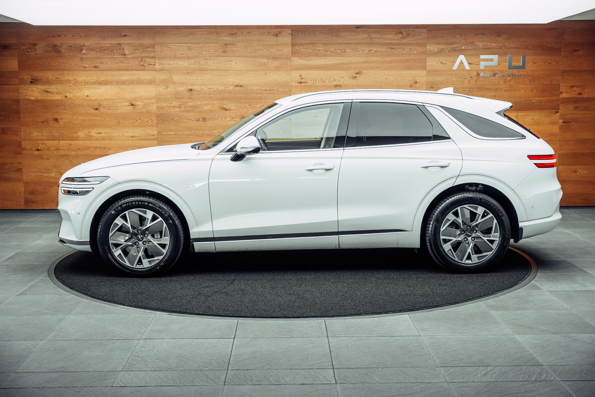 GENESIS GV70 Electrified Sport kWh 77,4 AWD-image-9