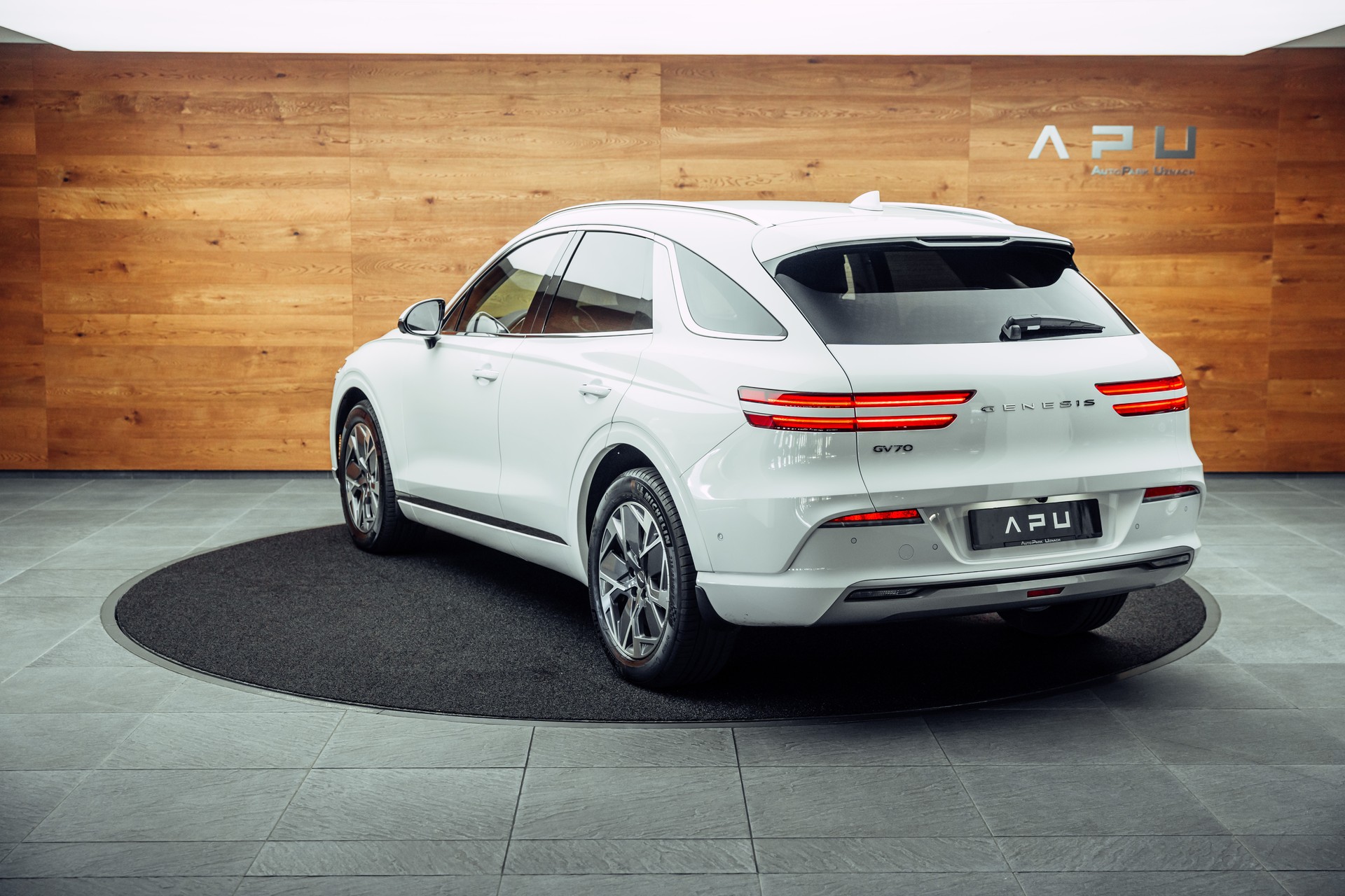 GENESIS GV70 Electrified Sport kWh 77,4 AWD-image-2