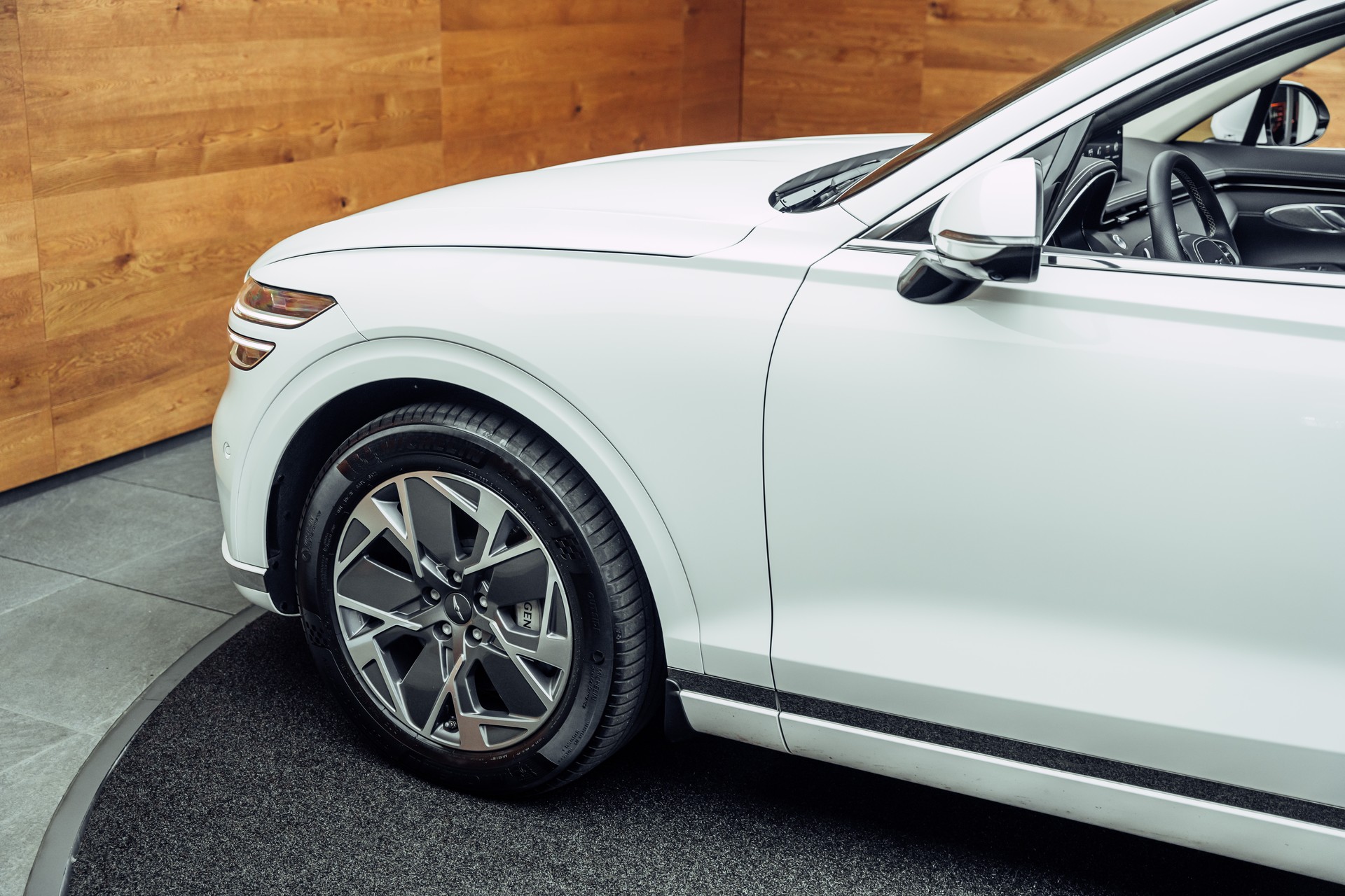 GENESIS GV70 Electrified Sport kWh 77,4 AWD-image-22