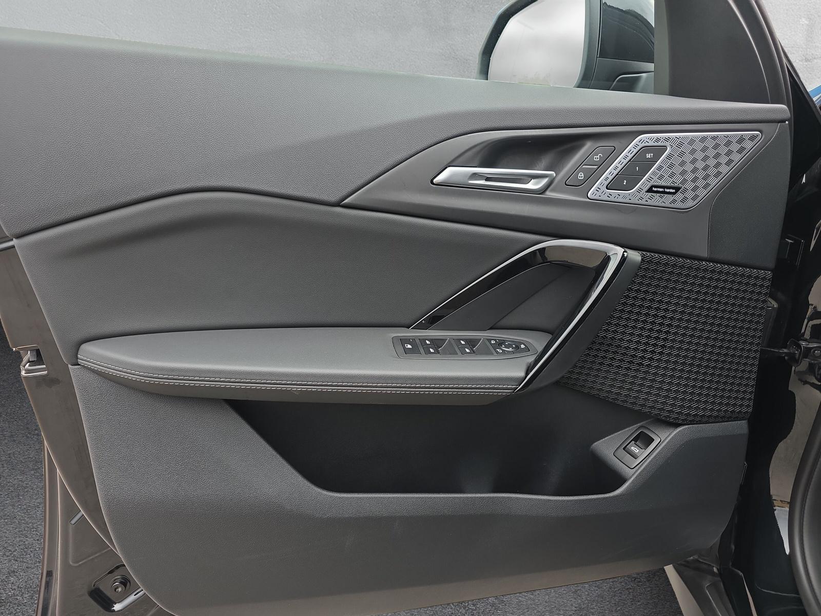BMW X2 20i sDrive U10 (CH) AHK-image-21