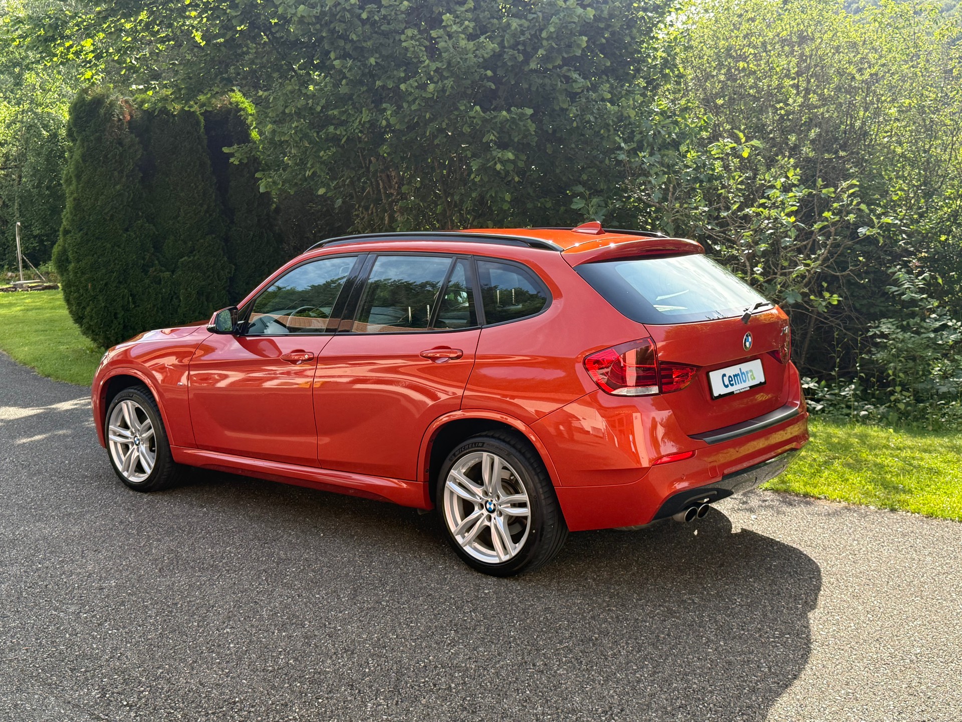 BMW X1 xDrive 28i xLine-image-2