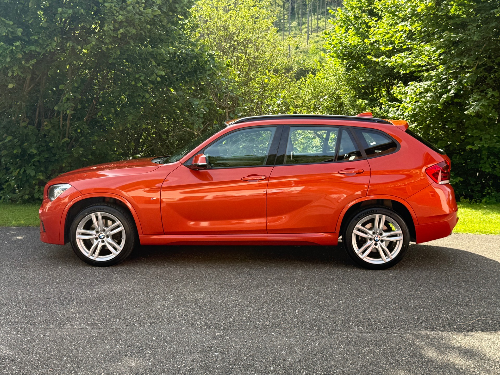 BMW X1 xDrive 28i xLine-image-1