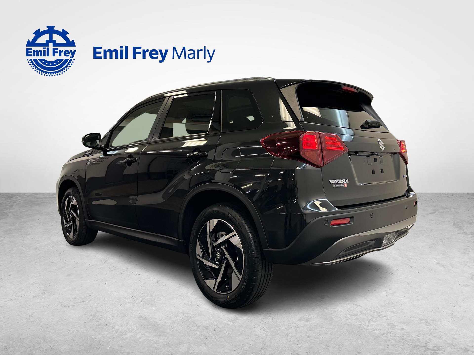 SUZUKI Vitara 1.4 T Sakura Top Hybrid 4x4-image-2