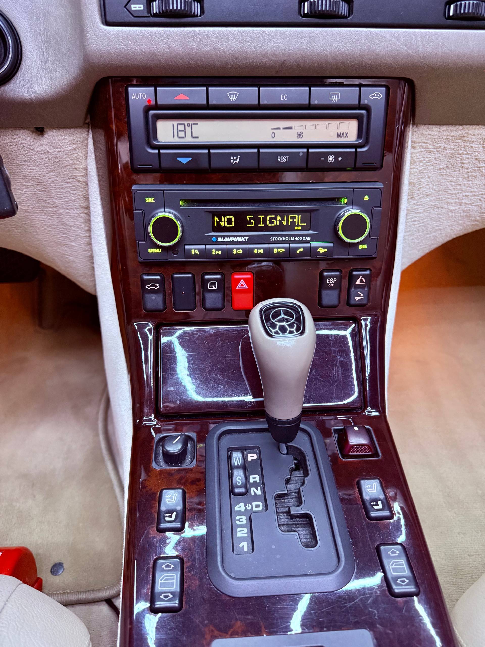 MERCEDES-BENZ SL 320 Automatic-image-14