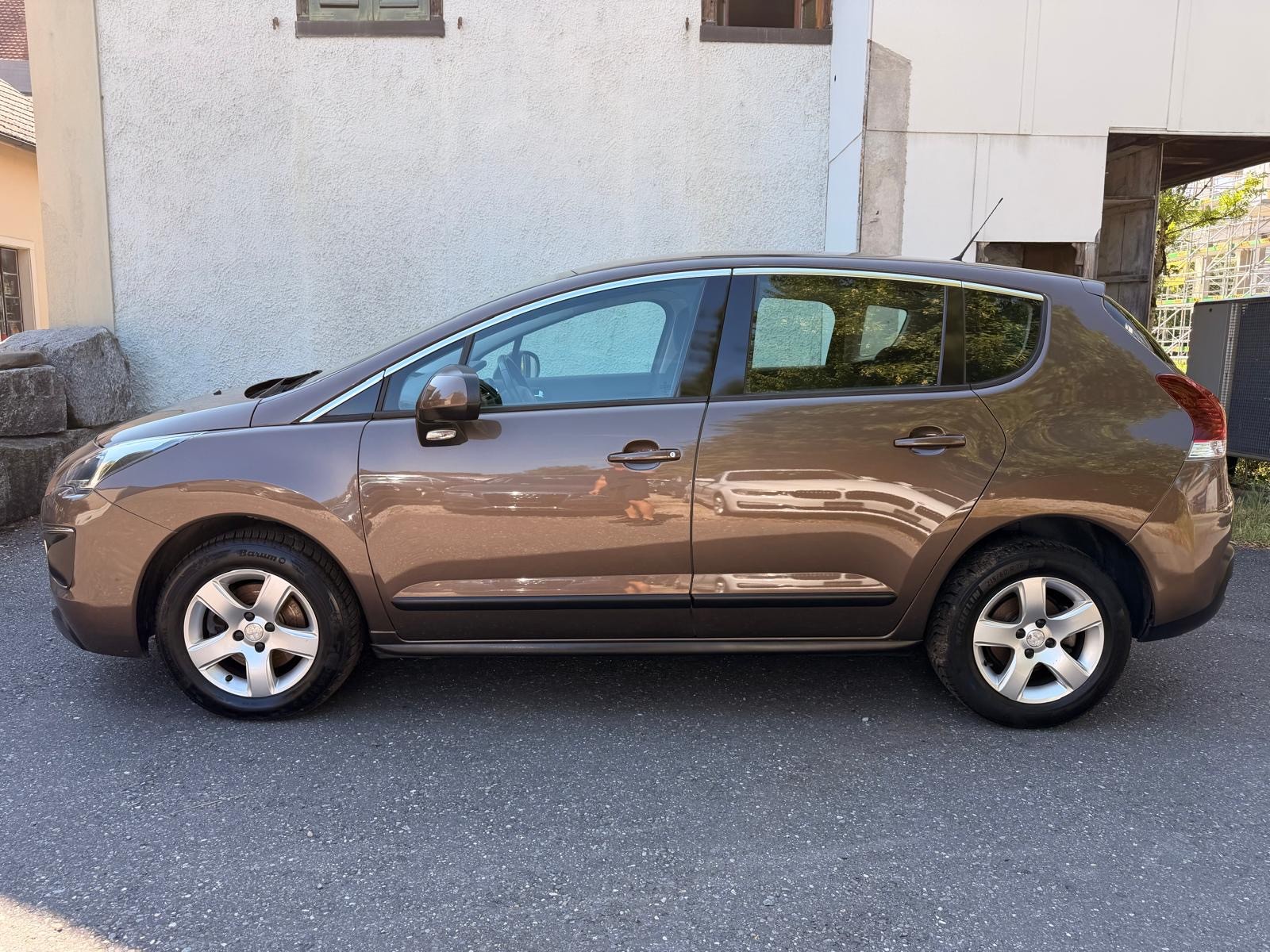 PEUGEOT 3008 1.6 16V T Active-image-2