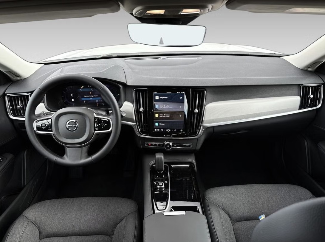 VOLVO V90 T6 eAWD Plug in Hybrid Core Geartronic-image-12