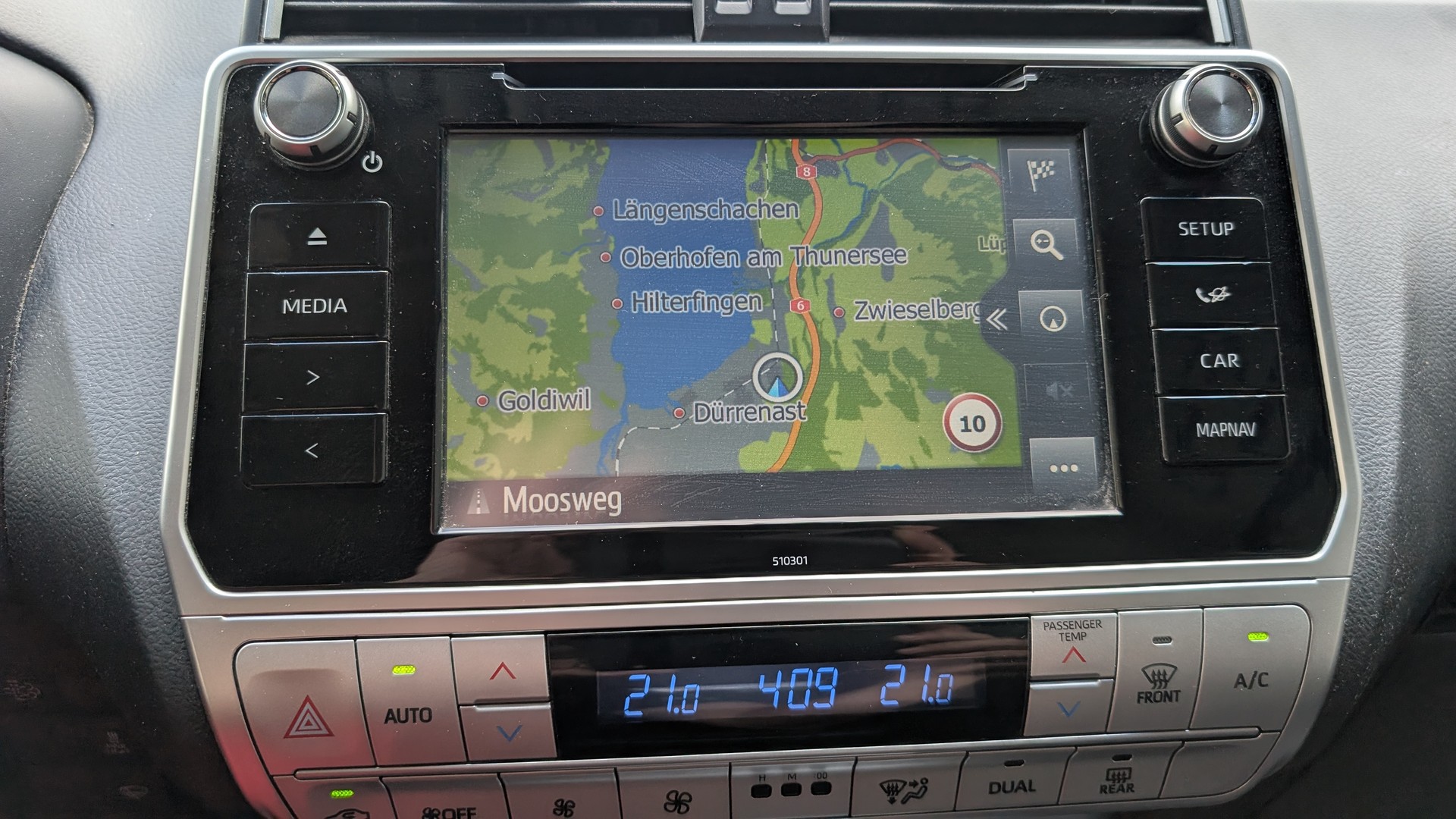 TOYOTA Land Cruiser 2.8TD Comfort Automatic-image-15