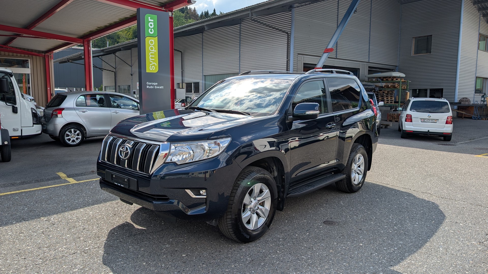 TOYOTA Land Cruiser 2.8TD Comfort Automatic-image-0