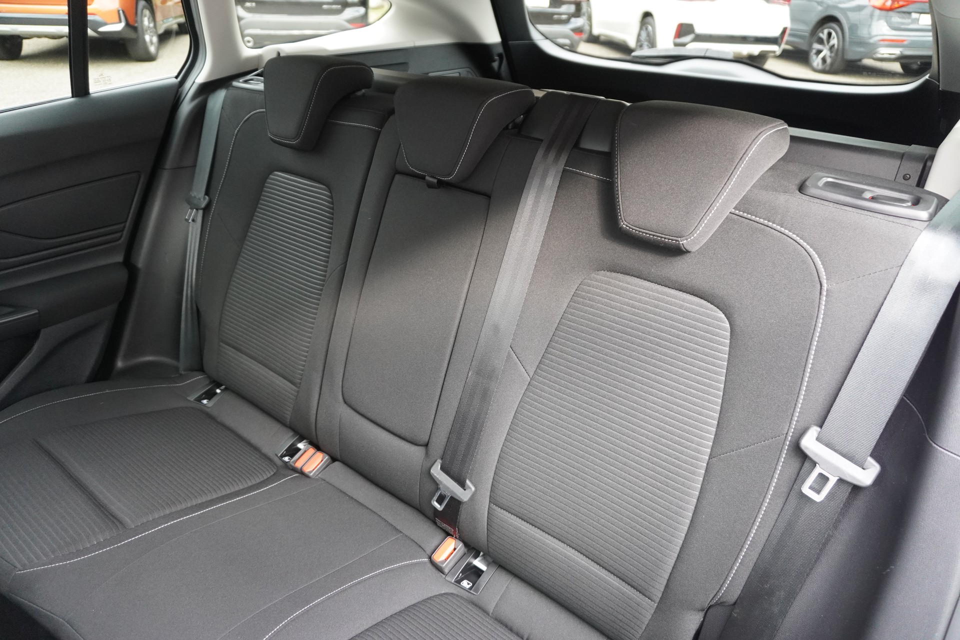 FORD Focus 1.0 MHEV Titanium X Automat-image-11