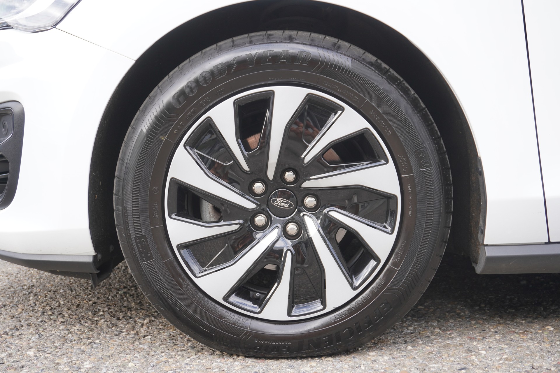 FORD Focus 1.0 MHEV Titanium X Automat-image-8