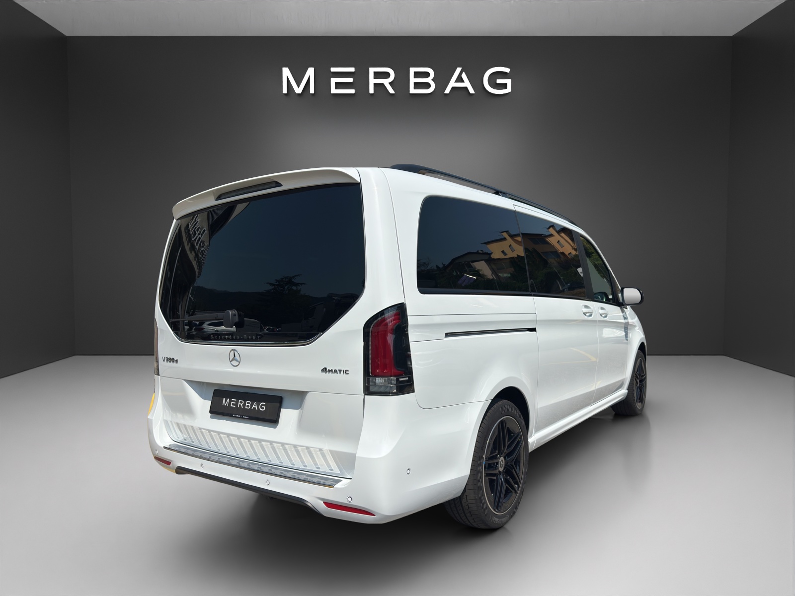 MERCEDES-BENZ V 300 d lang 4Matic Exclusive 9G-Tronic-image-1