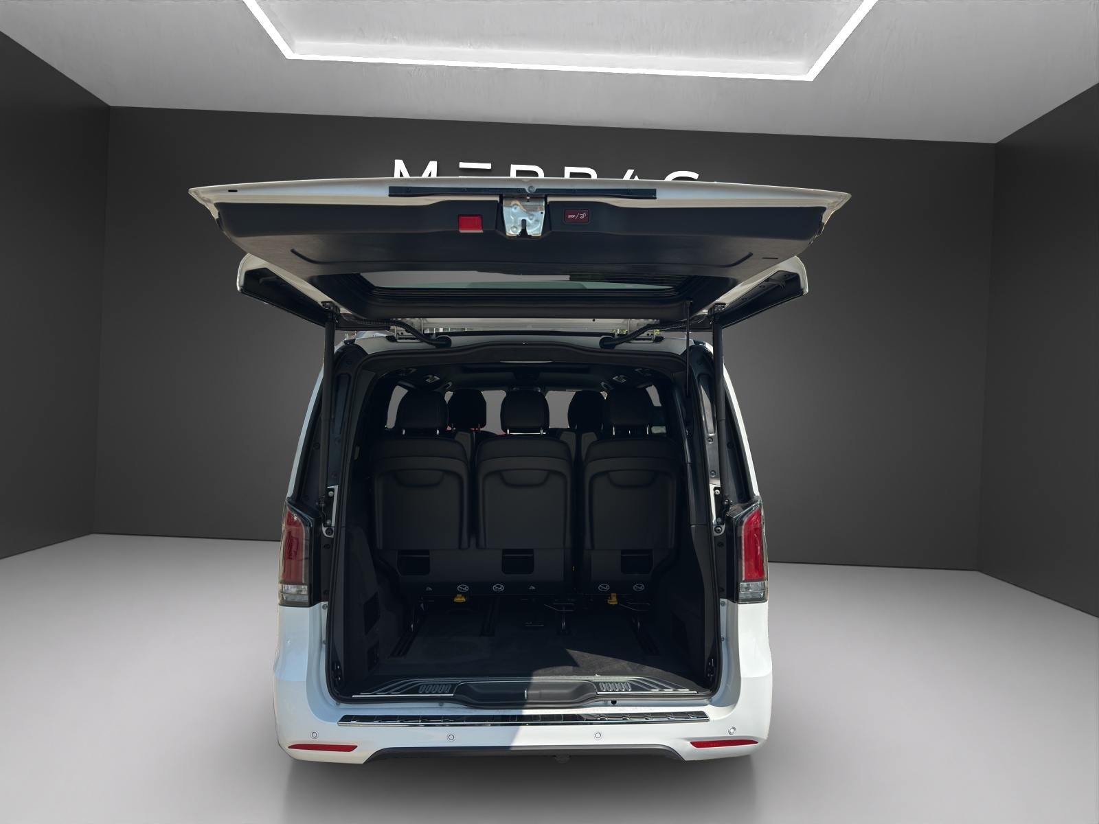 MERCEDES-BENZ V 300 d lang 4Matic Exclusive 9G-Tronic-image-10