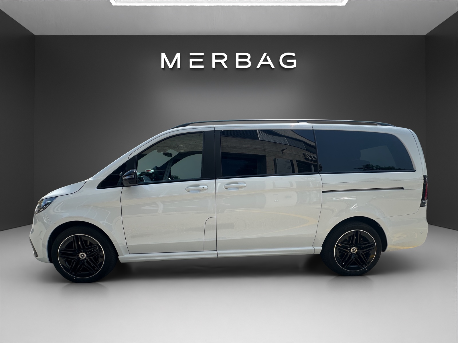 MERCEDES-BENZ V 300 d lang 4Matic Exclusive 9G-Tronic-image-3