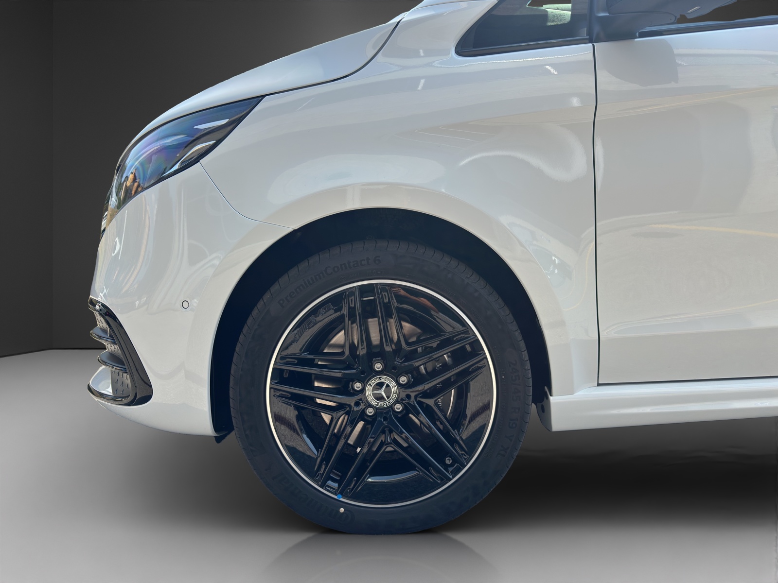 MERCEDES-BENZ V 300 d lang 4Matic Exclusive 9G-Tronic-image-11