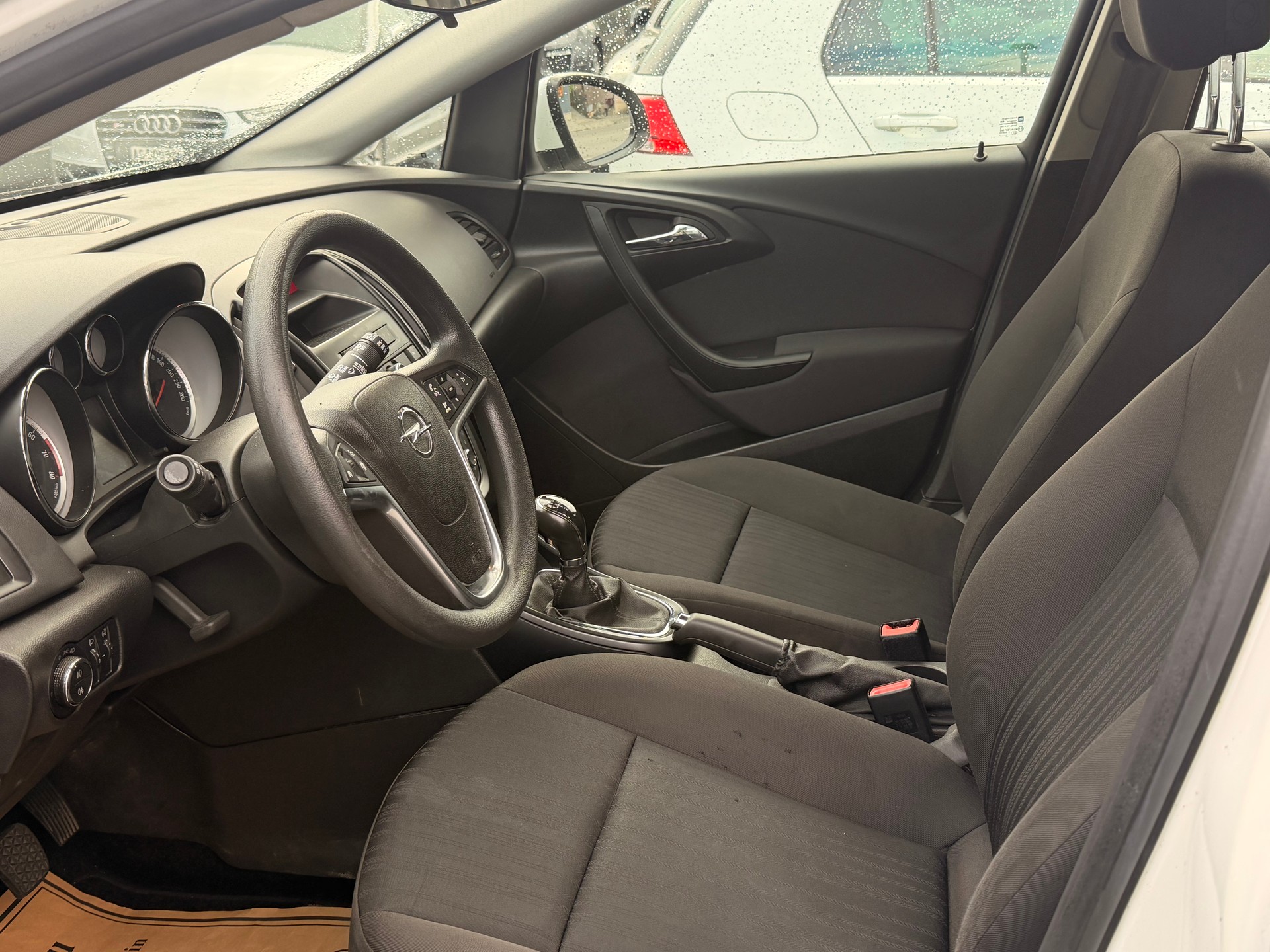 OPEL Astra SportsTourer 1.4i 16V Turbo Drive-image-9