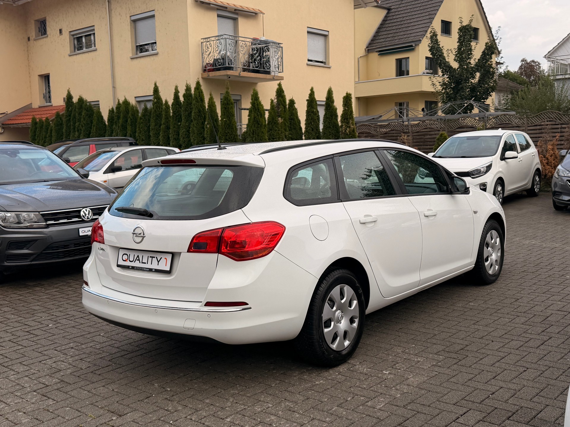 OPEL Astra SportsTourer 1.4i 16V Turbo Drive-image-7