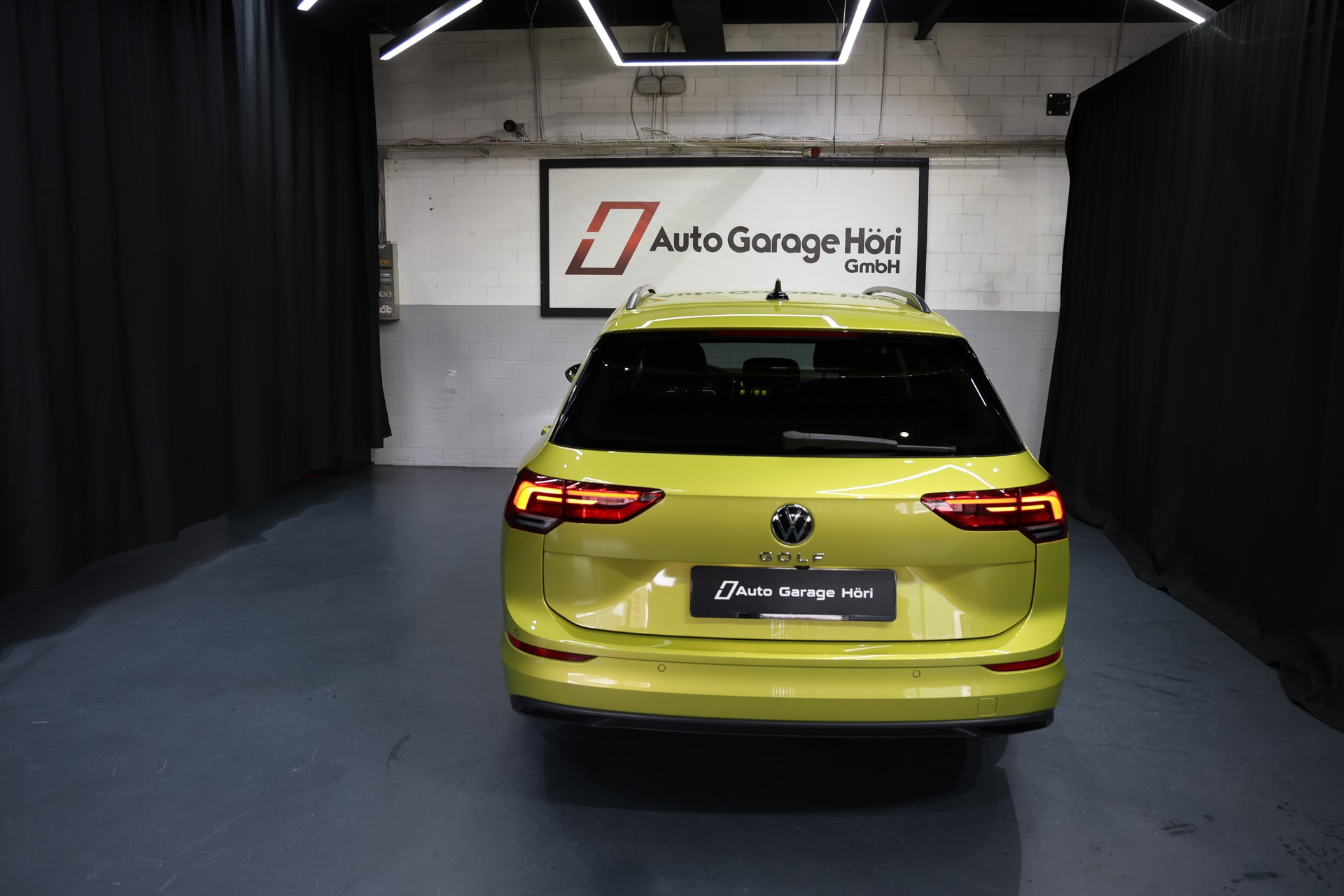 VW Golf Variant 2.0 TDI Life DSG-image-15