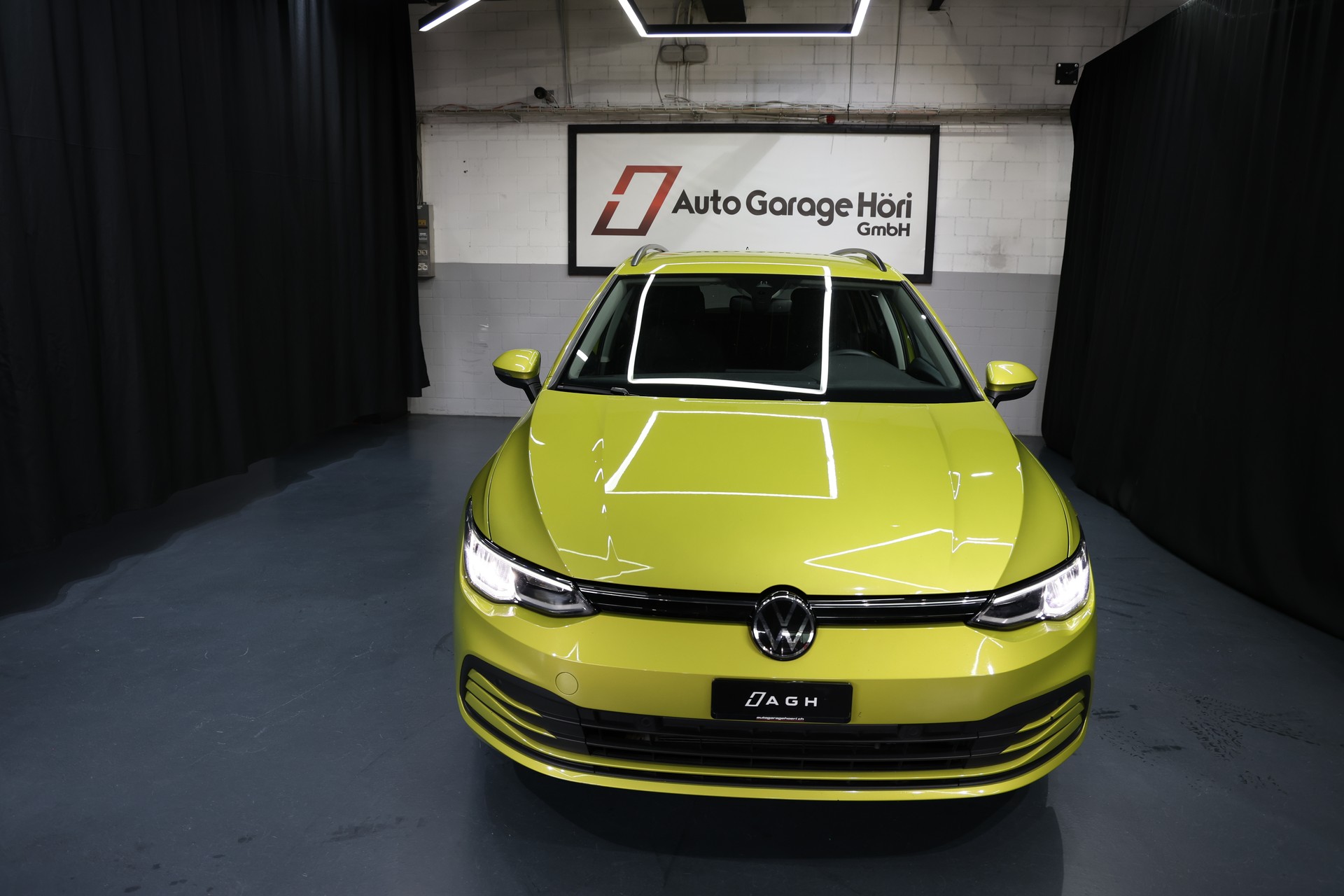 VW Golf Variant 2.0 TDI Life DSG-image-8