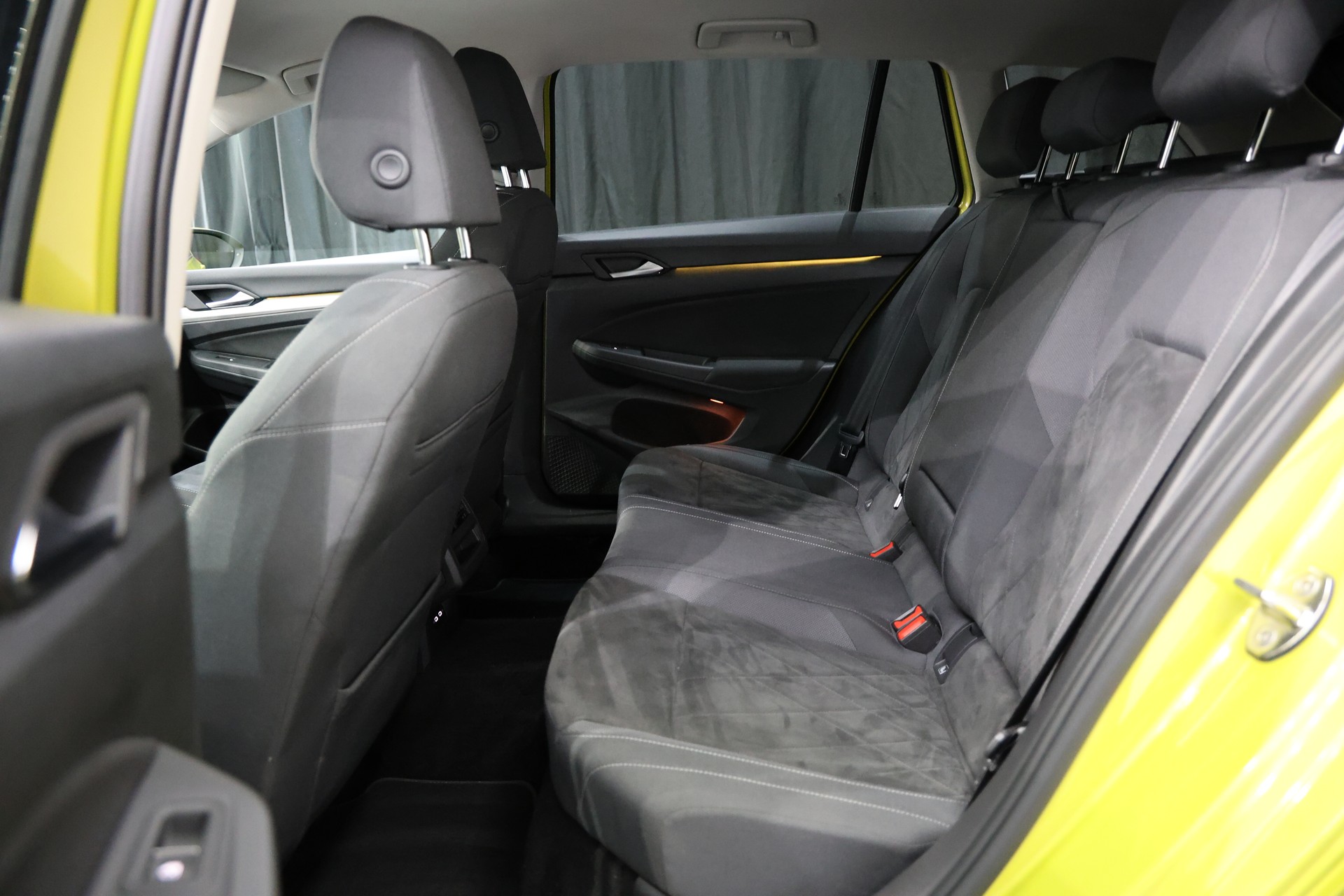 VW Golf Variant 2.0 TDI Life DSG-image-2