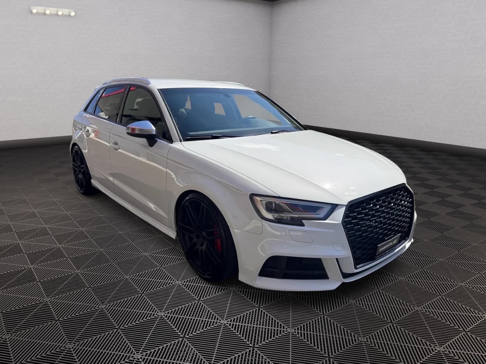 AUDI S3 Sportback 2.0 TFSI quattro S-tronic-image-5