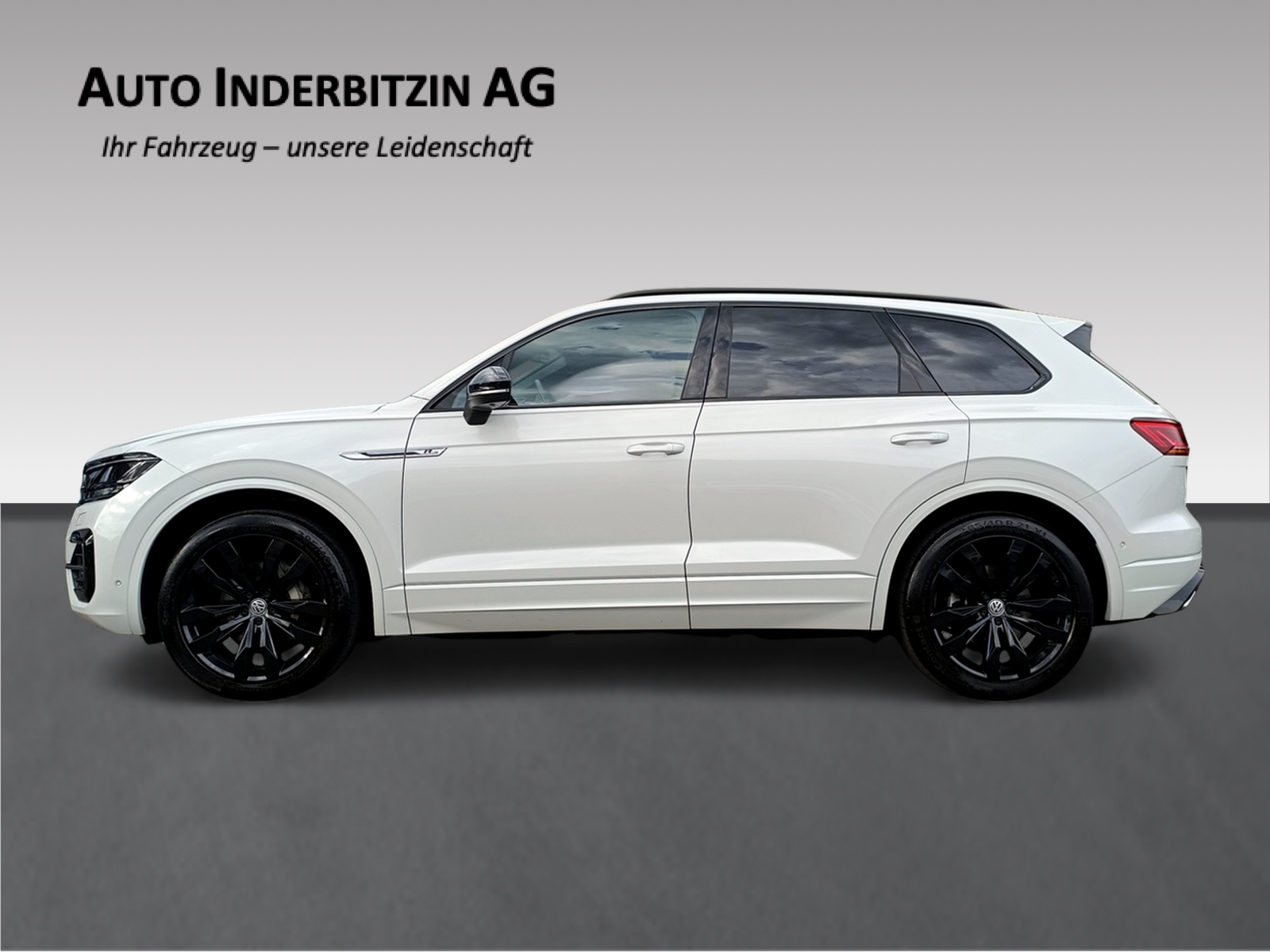 VW Touareg R-Line 3.0TDI 286PS Allrad / Top Ausstattung-showroom-element-3